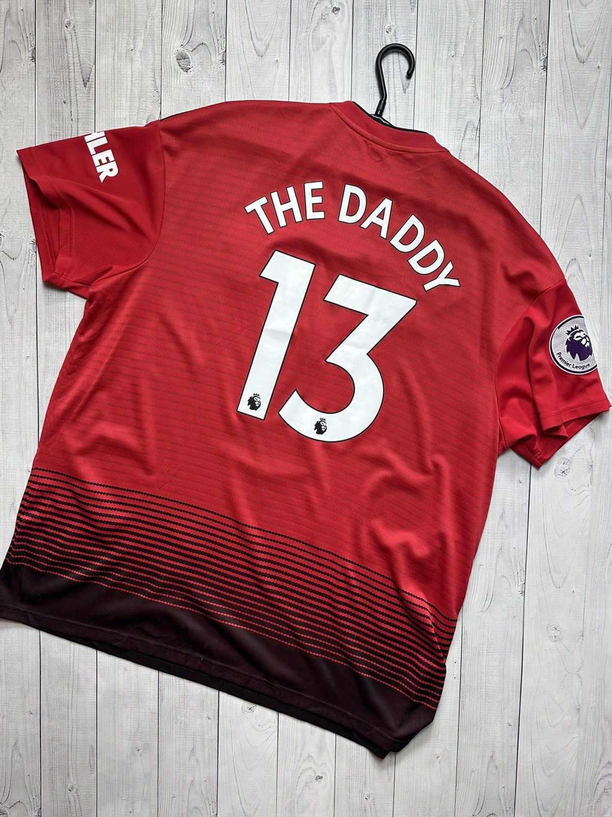 Adidas Vintage adidas Manchester United soccer jersey size XXL Size US XXL / EU 58 / 5 - 7 Thumbnail