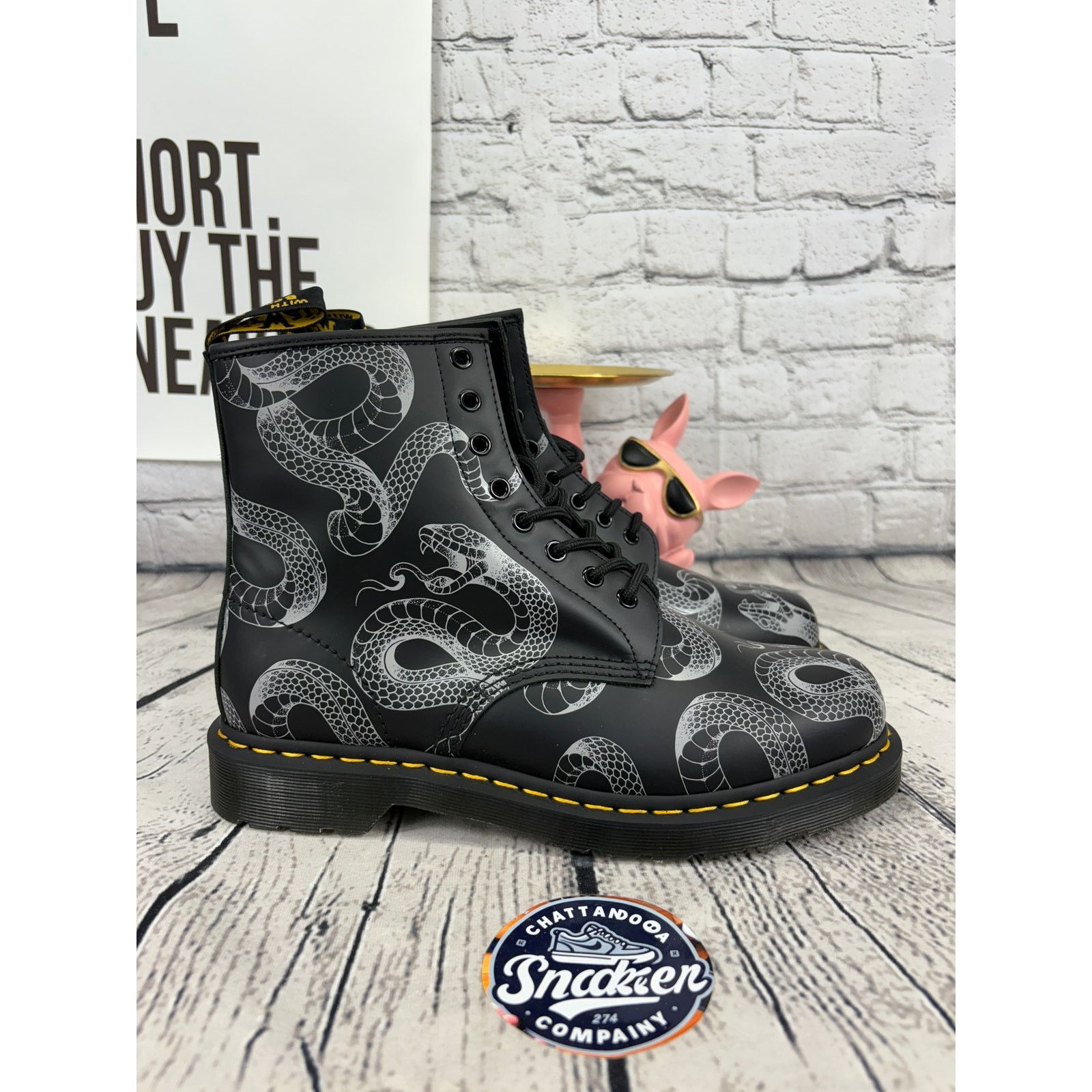 Dr. Martens Dr Martens 1460 Serpent Snake Womens 5 Black Leather Boots Size US 5 / IT 35 - 5 Thumbnail