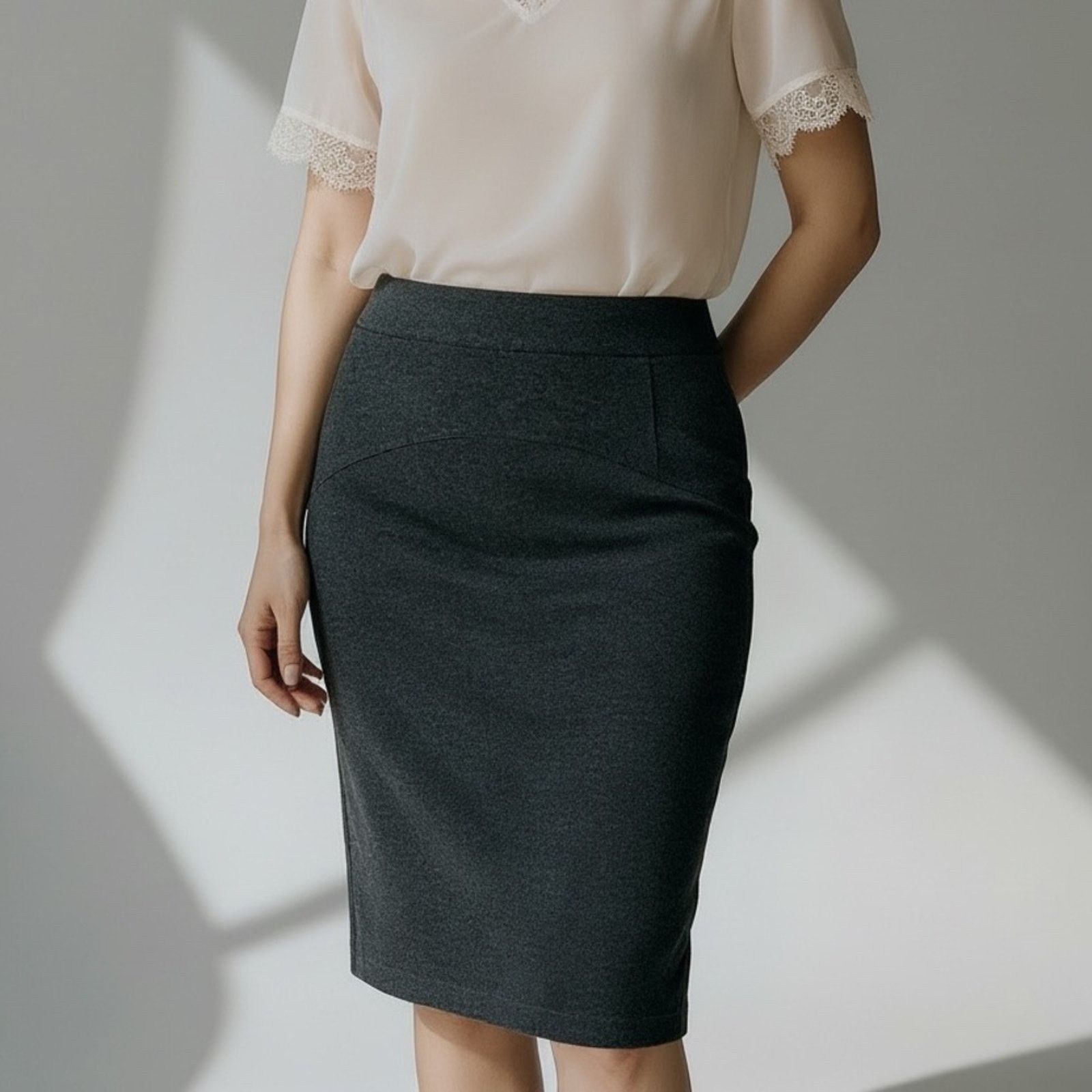 Diane von Furstenberg Diane von Furstenberg Marta Pencil Skirt 100% Wool Charcoal Size 28" / US 6 / IT 42 - 1 Thumbnail