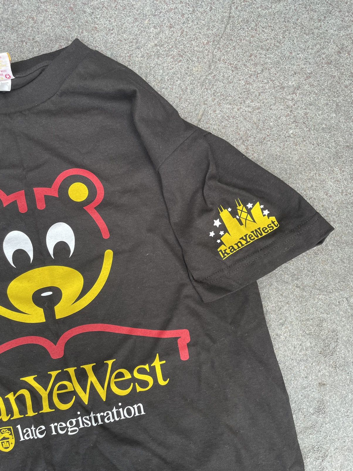 Kanye West Kanye West Sample Late Registration Tee Authentic Vintage Size US M / EU 48-50 / 2 - 7 Thumbnail