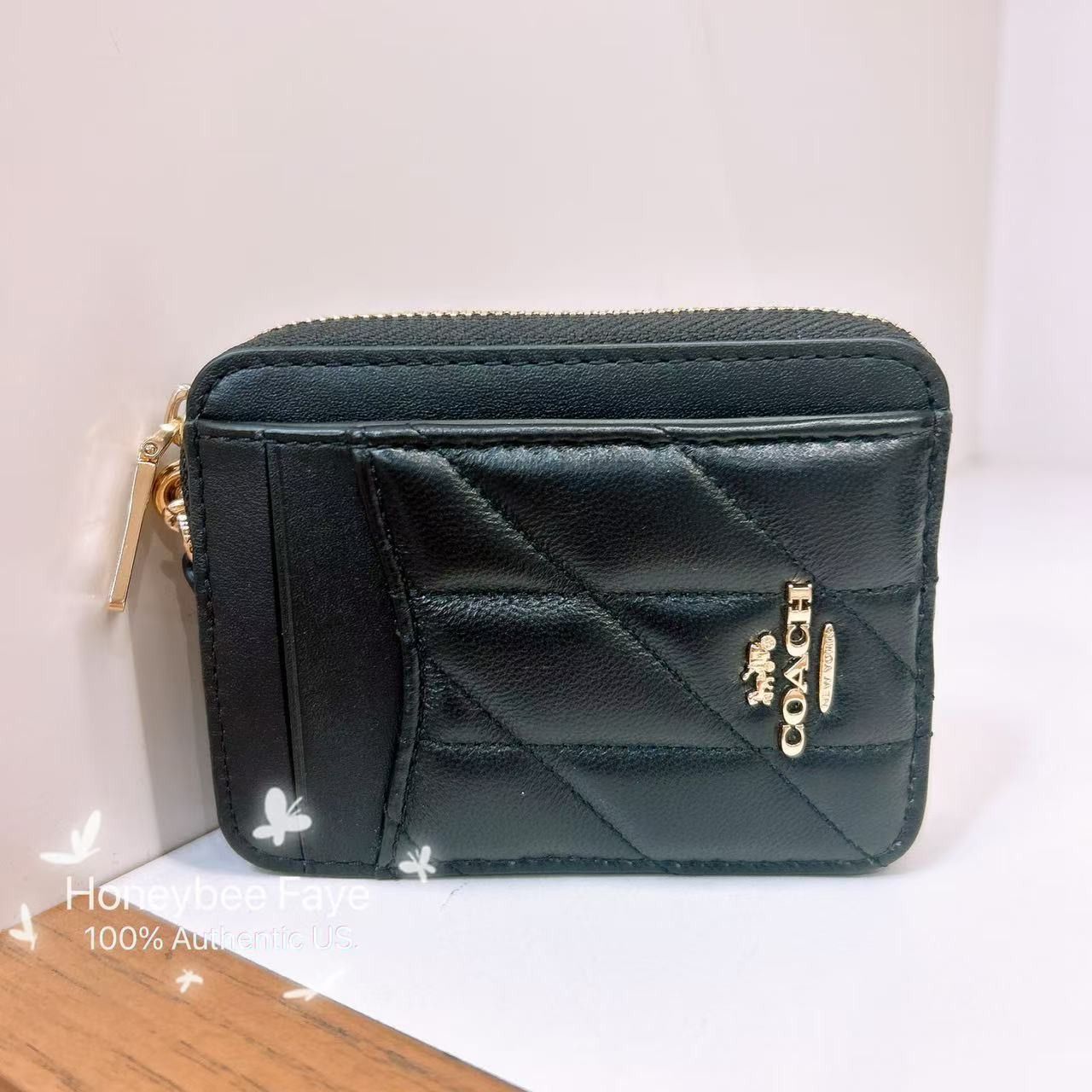 NWT Coach Zip Card Case With Quilting CZ467