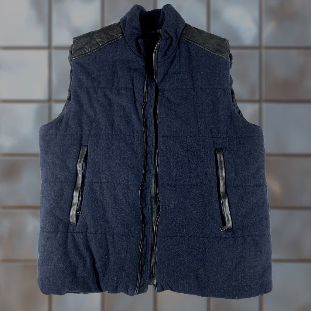 Vince Vince Puffer Vest Jacket Women XL Blue Leather Shoulder Patches (Missing Zipper) Vintage? Size XL / US 12-14 / IT 48-50 - 1 Thumbnail
