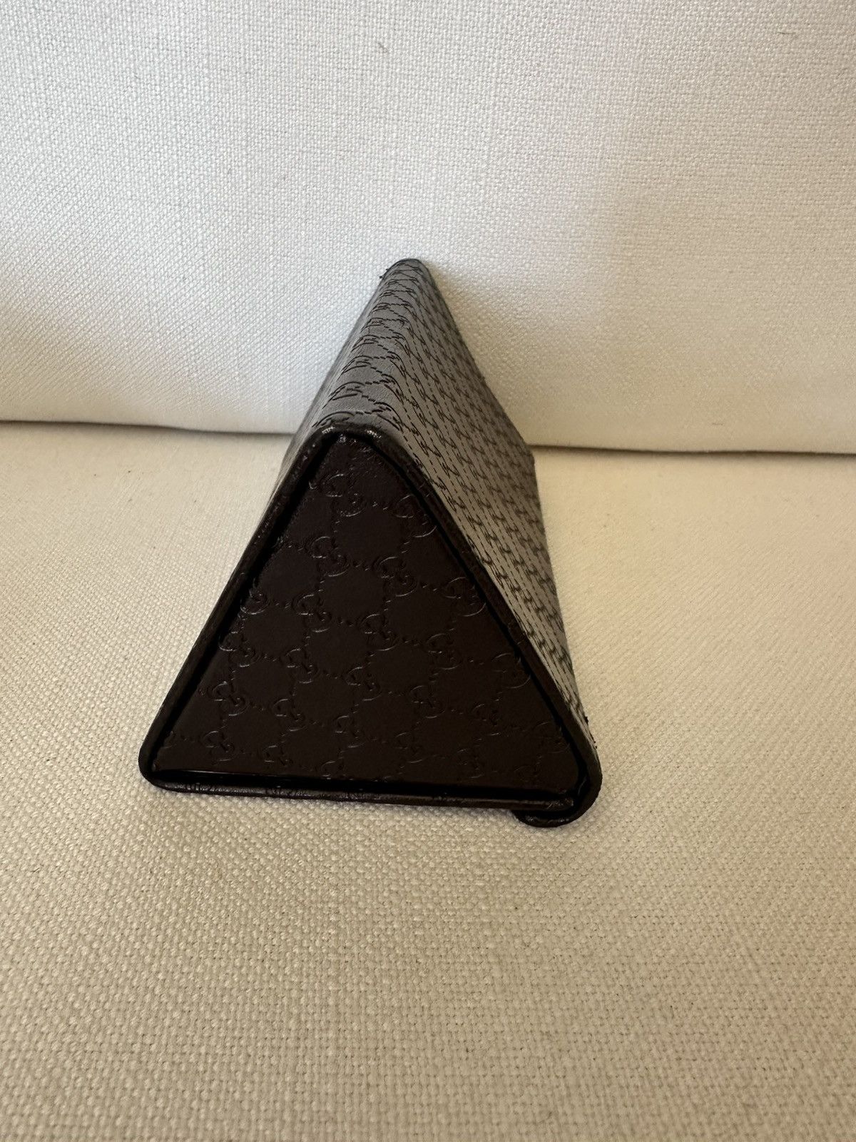 Gucci GUCCI Collapsible Triangular Leather SUNGLASS Case ONLY Size ONE SIZE - 5 Thumbnail