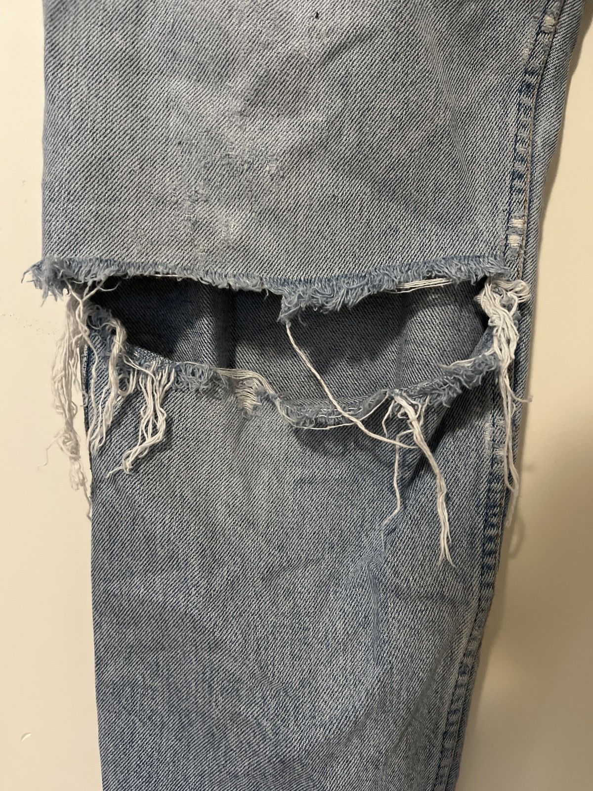 Levi's Vintage Clothing Vintage distressed Levi’s Size US 29 - 3 Thumbnail