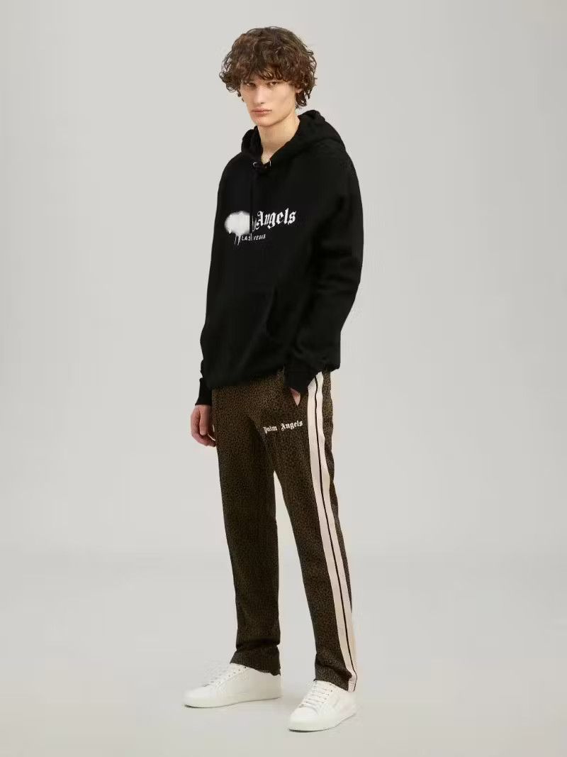 Palm Angels Las Vegas Sprayed Hoodie in Black Size US L / EU 52-54 / 3 - 2 Thumbnail