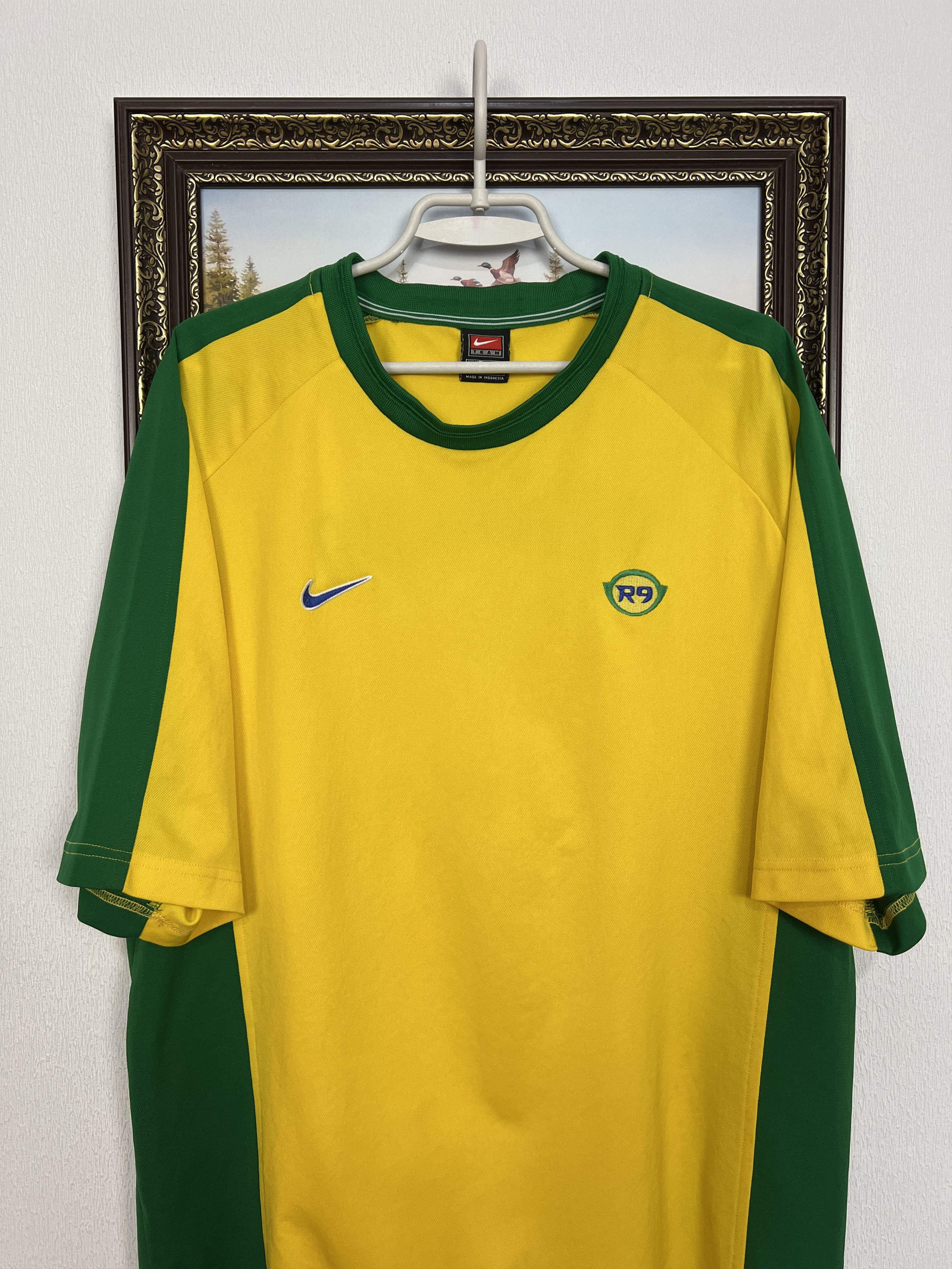 Nike Vintage R9 Ronaldo Football Train Shirt Soccer Jersey Trikot Size US XL / EU 56 / 4 - 2 Thumbnail