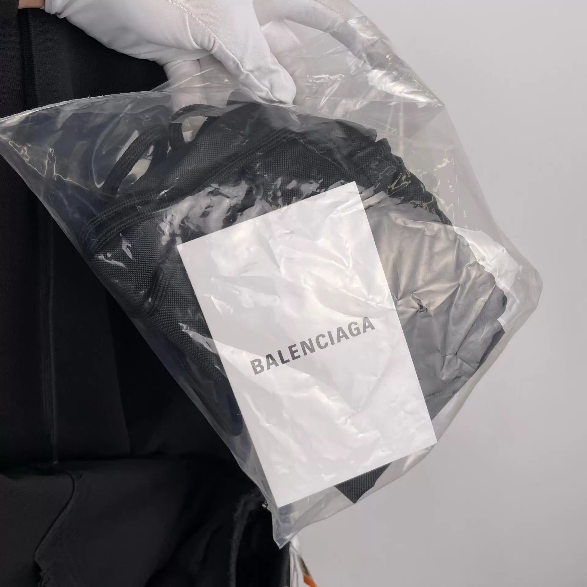 Balenciaga Balenciaga Distressed Ripped Black Jacket Size 3 Size US L / EU 52-54 / 3 - 7 Thumbnail