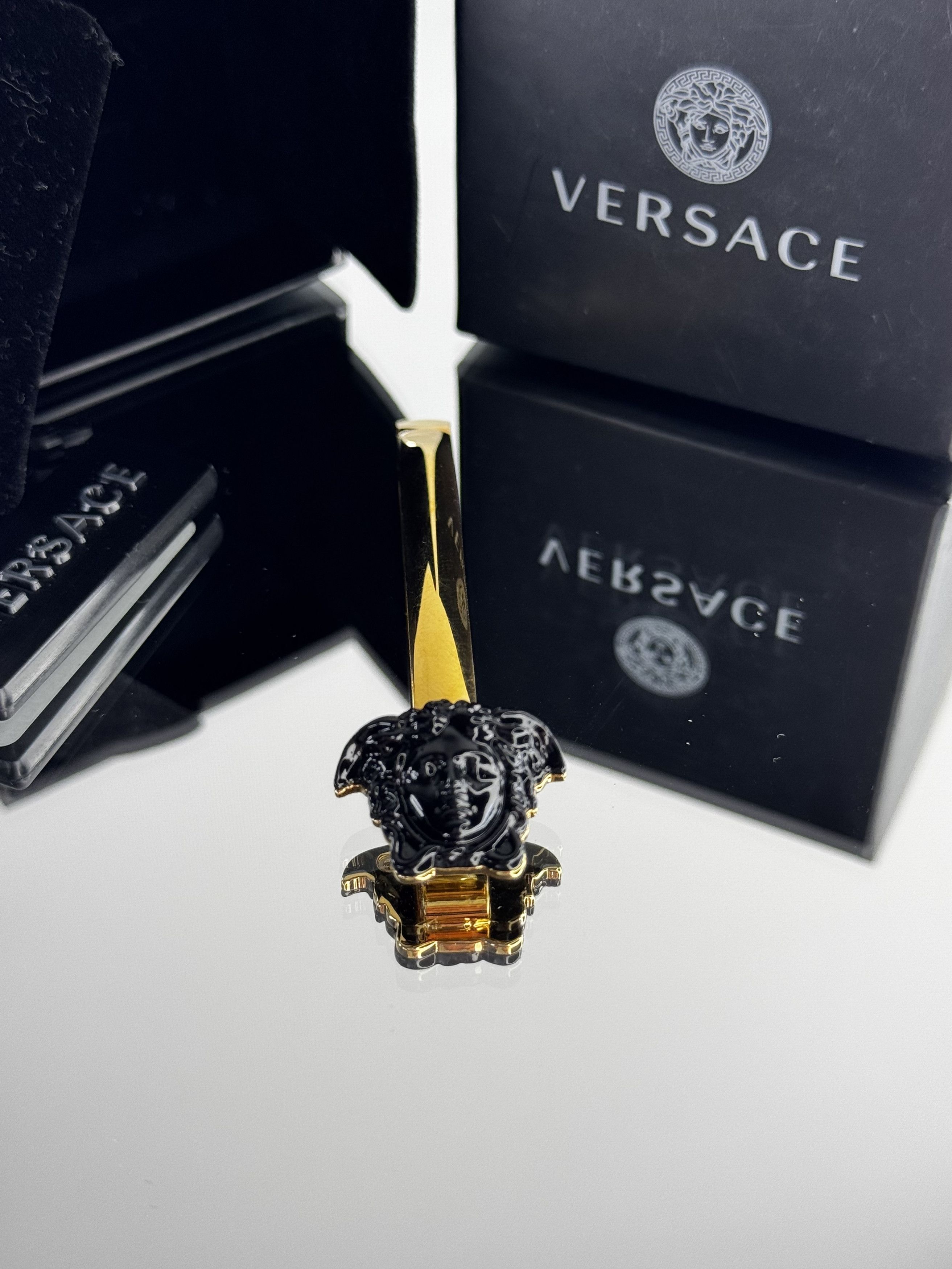 Versace Medusa Hair Clip Size ONE SIZE - 2 Thumbnail