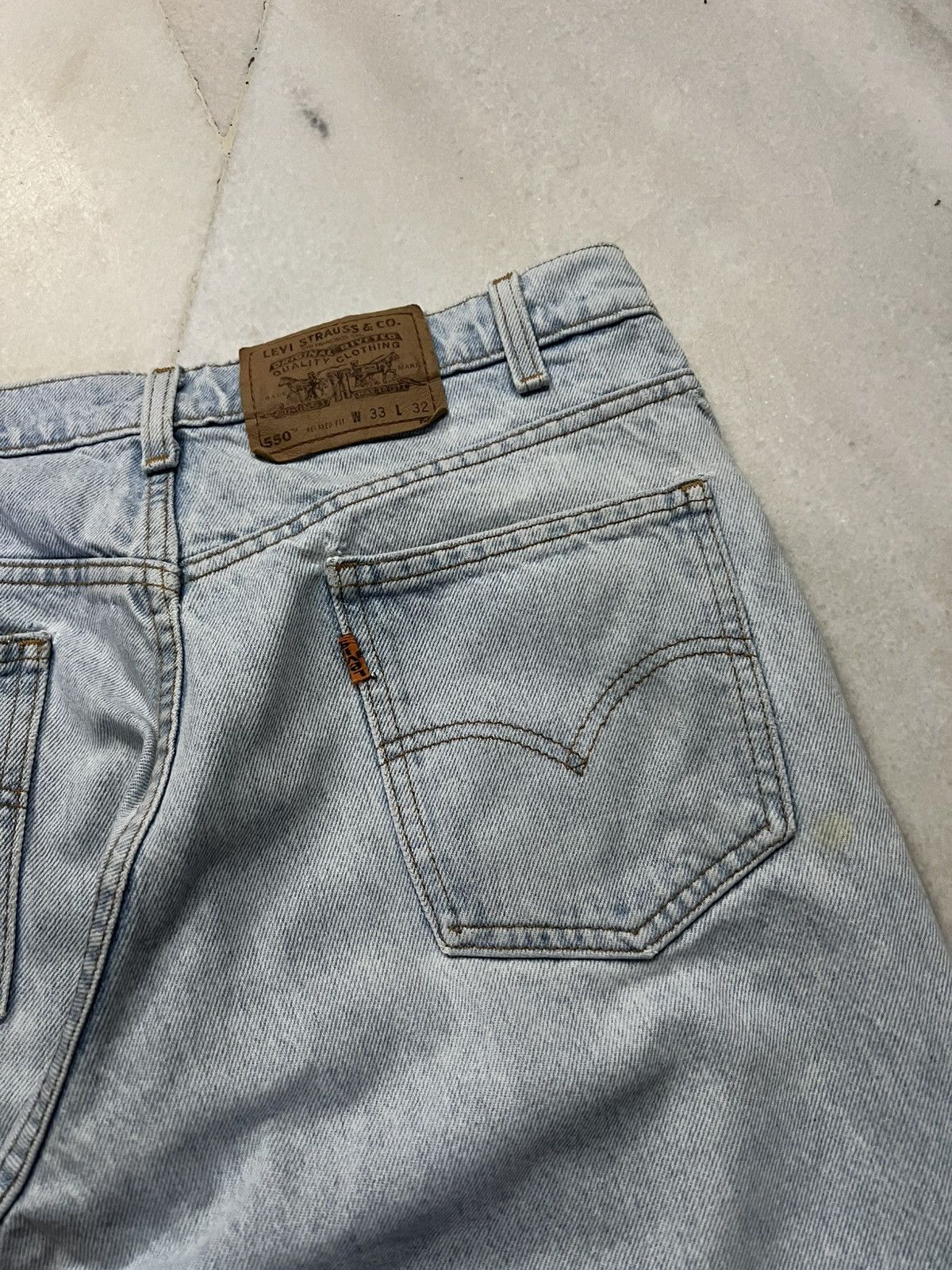Levi's × Levi's Vintage Clothing VINTAGE 90’s LEVIS 550 ORANGE TAG LIGHT WASH JEANS Size US 30 / EU 46 - 8 Thumbnail