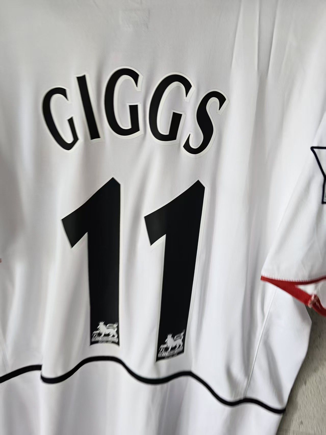 Other MUFC #11 Ryan Giggs Jersey Size US S / EU 44-46 / 1 - 5 Thumbnail