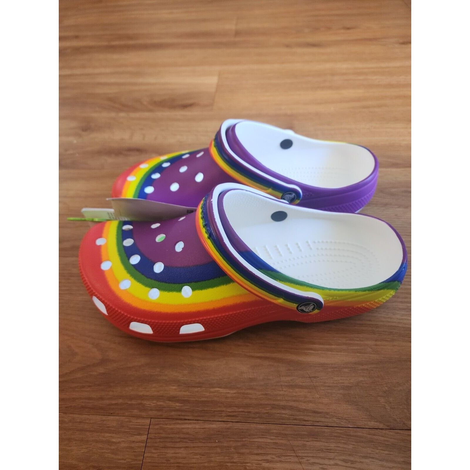 Crocs Crocs Classic Rainbow Dye Clog M10/W12 Pride Size US 10 / EU 43 - 3 Thumbnail