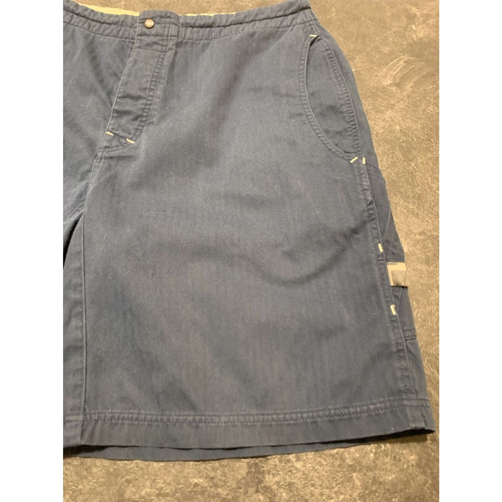 Nike VINTAGE Nike Athletic Shorts Adult Large Blue Mens Size US 33 - 3 Thumbnail