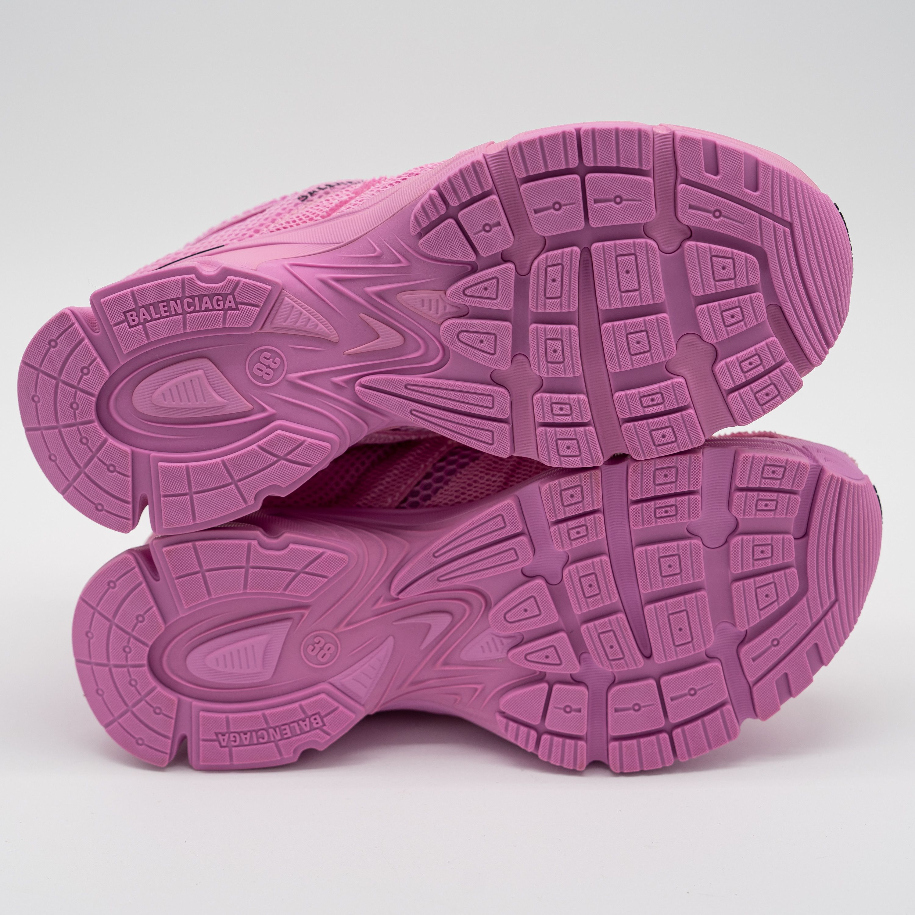 Balenciaga 38 EU / 8 US Balenciaga Phantom Sneakers Pink Mesh Size US 8 / IT 38 - 6 Thumbnail