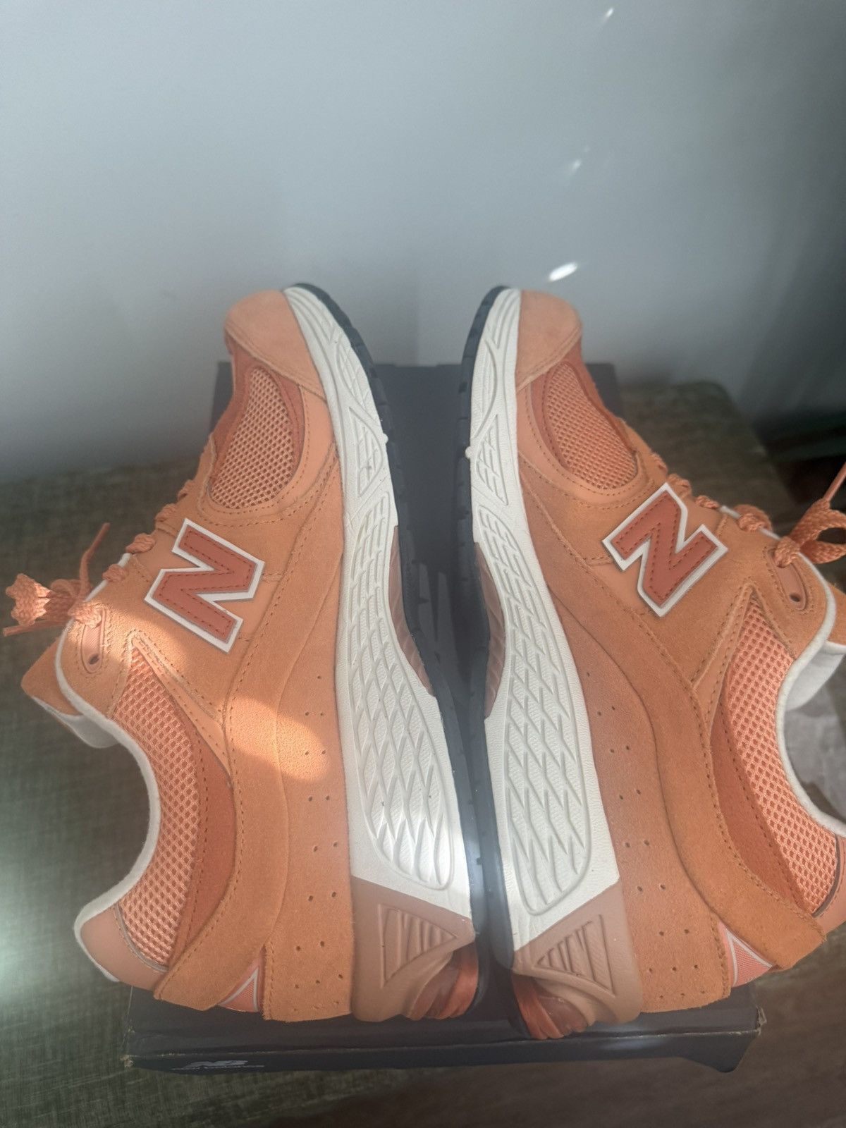 New Balance New Balance 2002R sz 10.5 Size US 10.5 / EU 43-44 - 6 Thumbnail