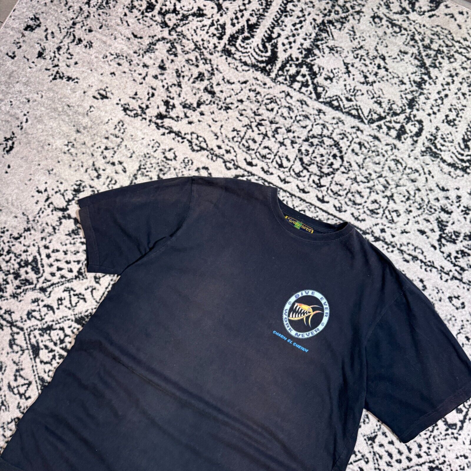 Vintage Vintage Unisex Navy Cotton T-Shirt Size L Dive Ever Surfing Size US L / EU 52-54 / 3 - 4 Thumbnail