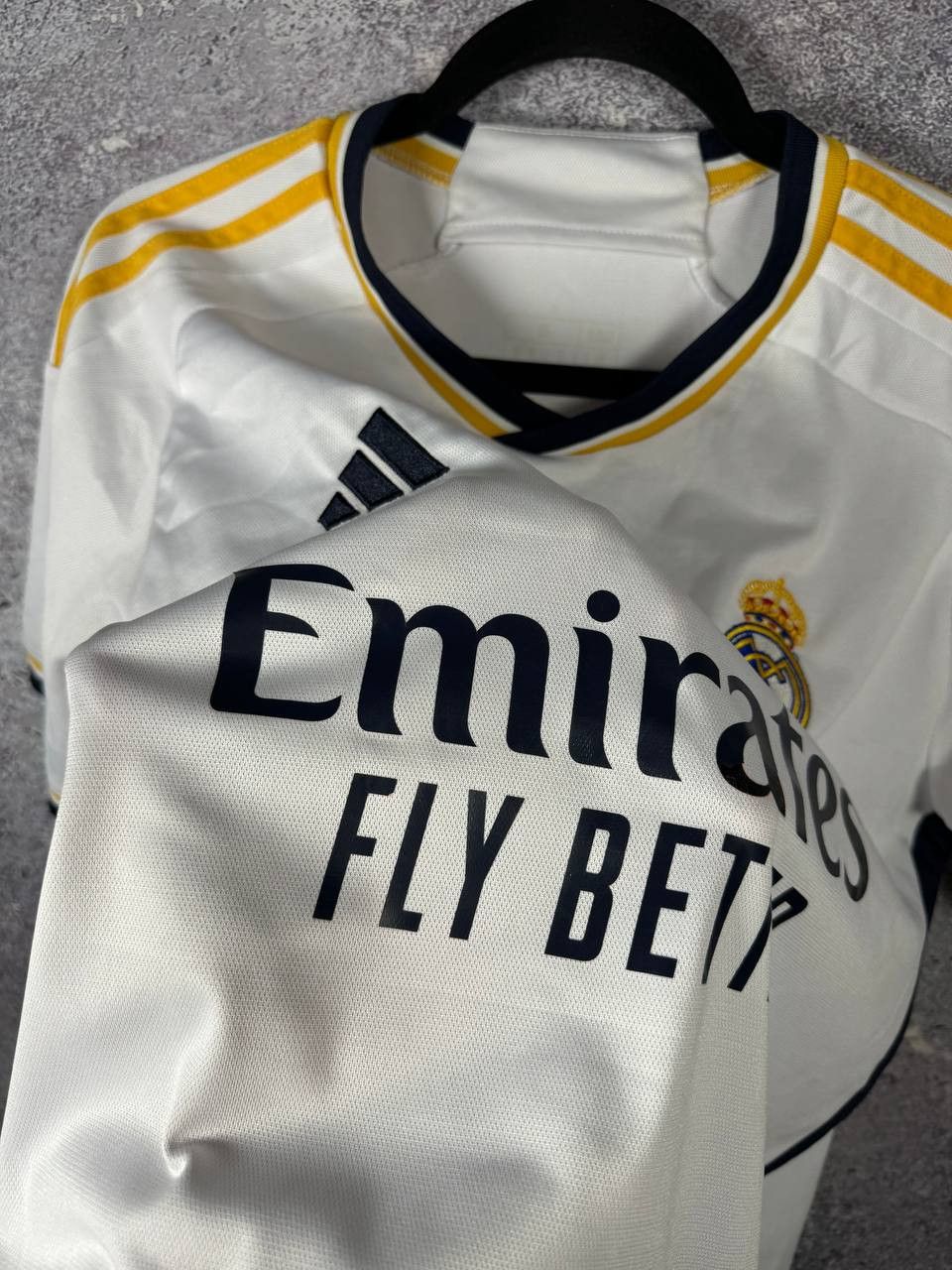 Vintage BELLINGHAM Real Madrid 2023/24 Fan Soccer Jersey Small Size US S / EU 44-46 / 1 - 9 Thumbnail