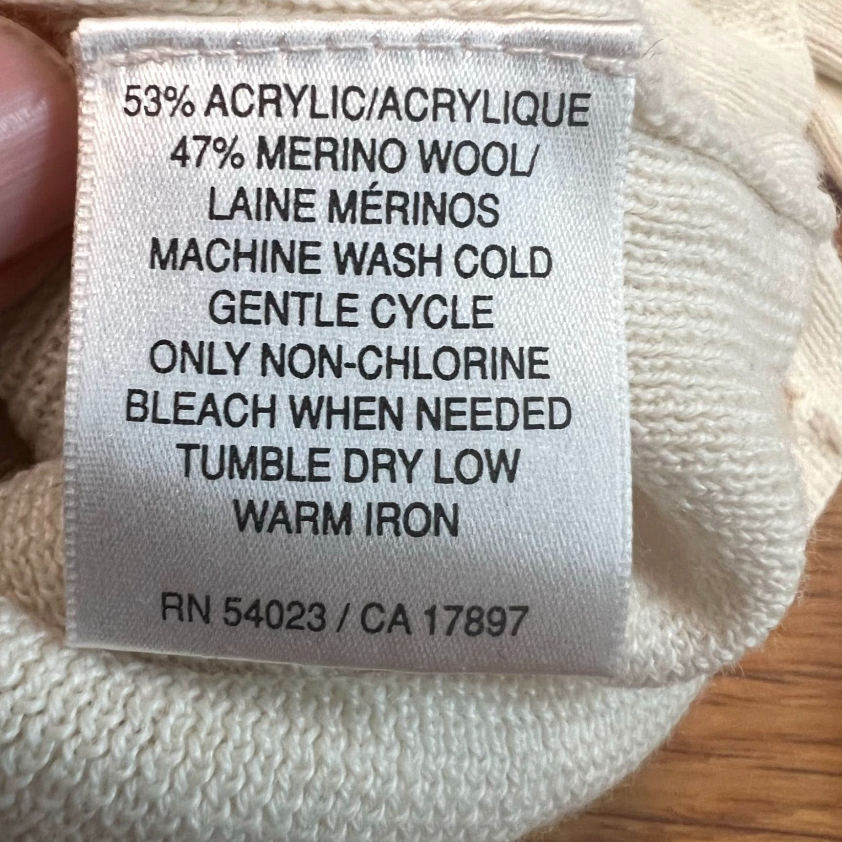Old Navy Old Navy Women's Merino Wool Striped Long Sleeve Sweater Size M Ivory Button Front Dolman V-Neck Pullover Classic Bohemian Size M / US 6-8 / IT 42-44 - 6 Thumbnail