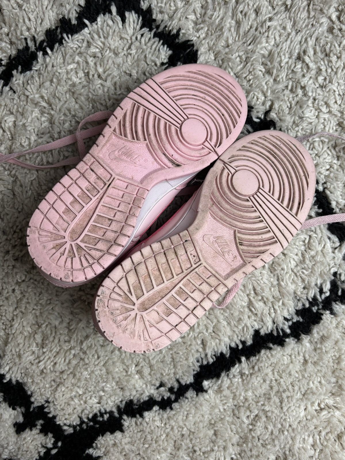 Nike Nike Dunk Triple Pink Low Sneakers Rare Size US 7.5 / IT 37.5 - 11 Thumbnail