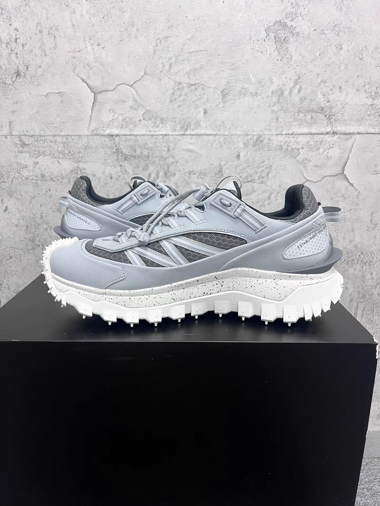 Moncler MONCLER Trailgrip GTX Sneakers K34 Size US 12 / EU 45 - 4 Thumbnail