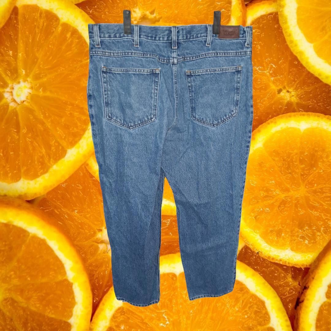 L.L. Bean L.L. Bean Natural Fit Blue Jeans 100% Cotton Size 37x30 Size US 37 - 6 Thumbnail