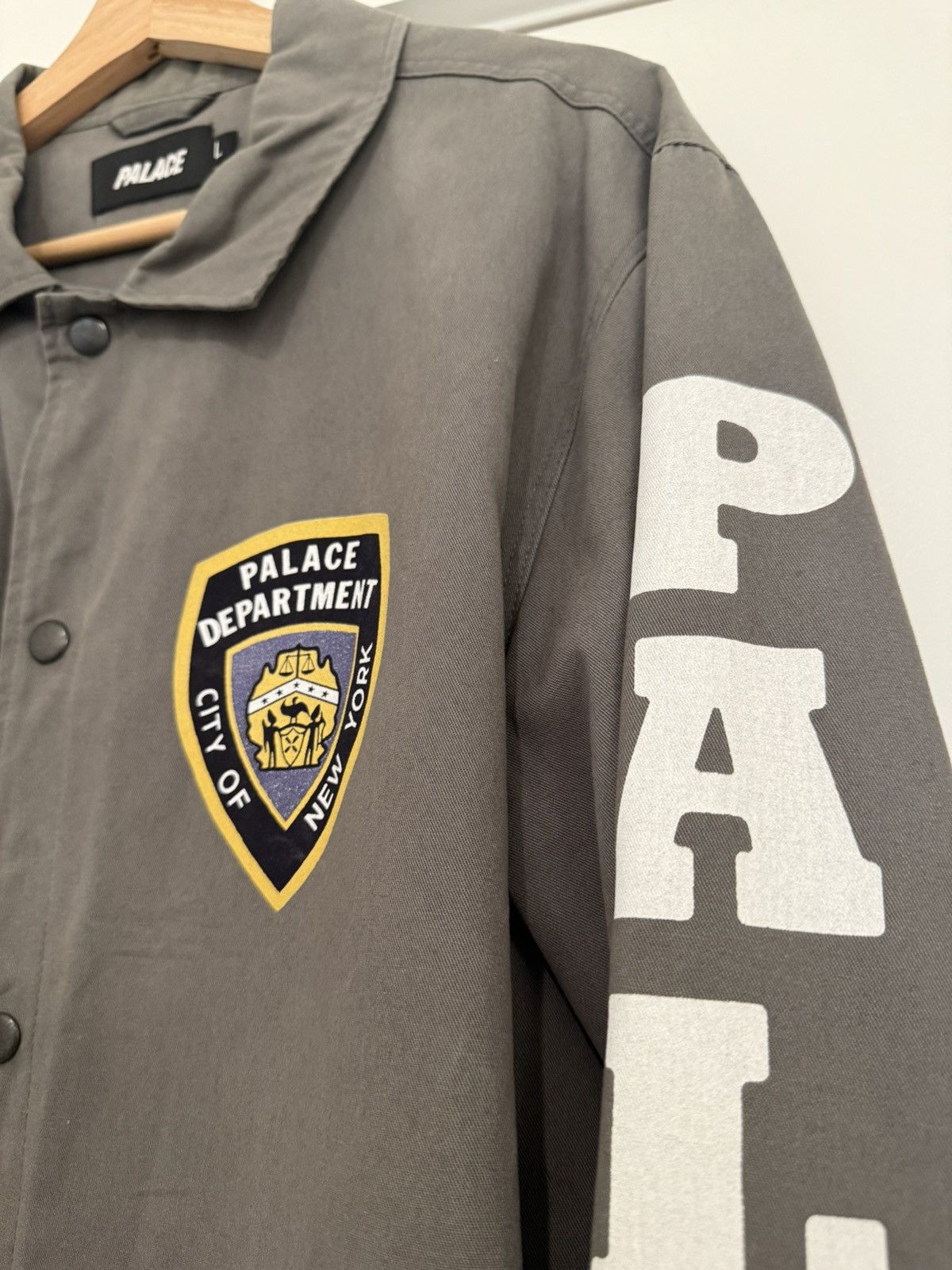 Palace Palace Department Coach Size US L / EU 52-54 / 3 - 15 Thumbnail
