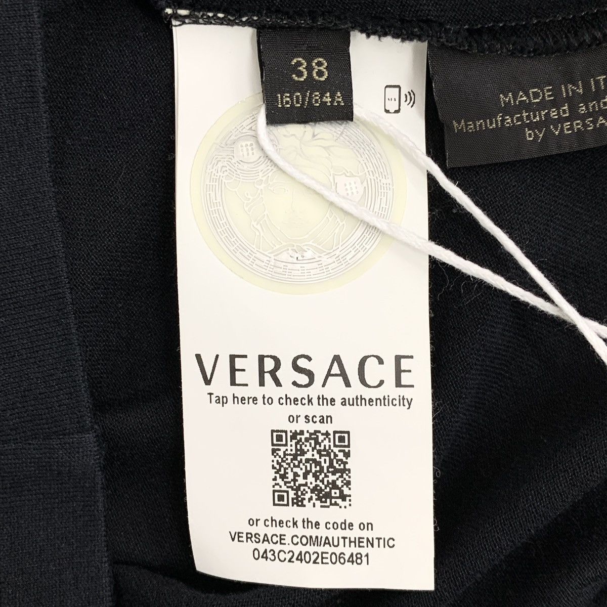 Versace Versace Cotton Crew Neck Short Sleeve T-Shirt K26WX Size M / US 6-8 / IT 42-44 - 7 Thumbnail