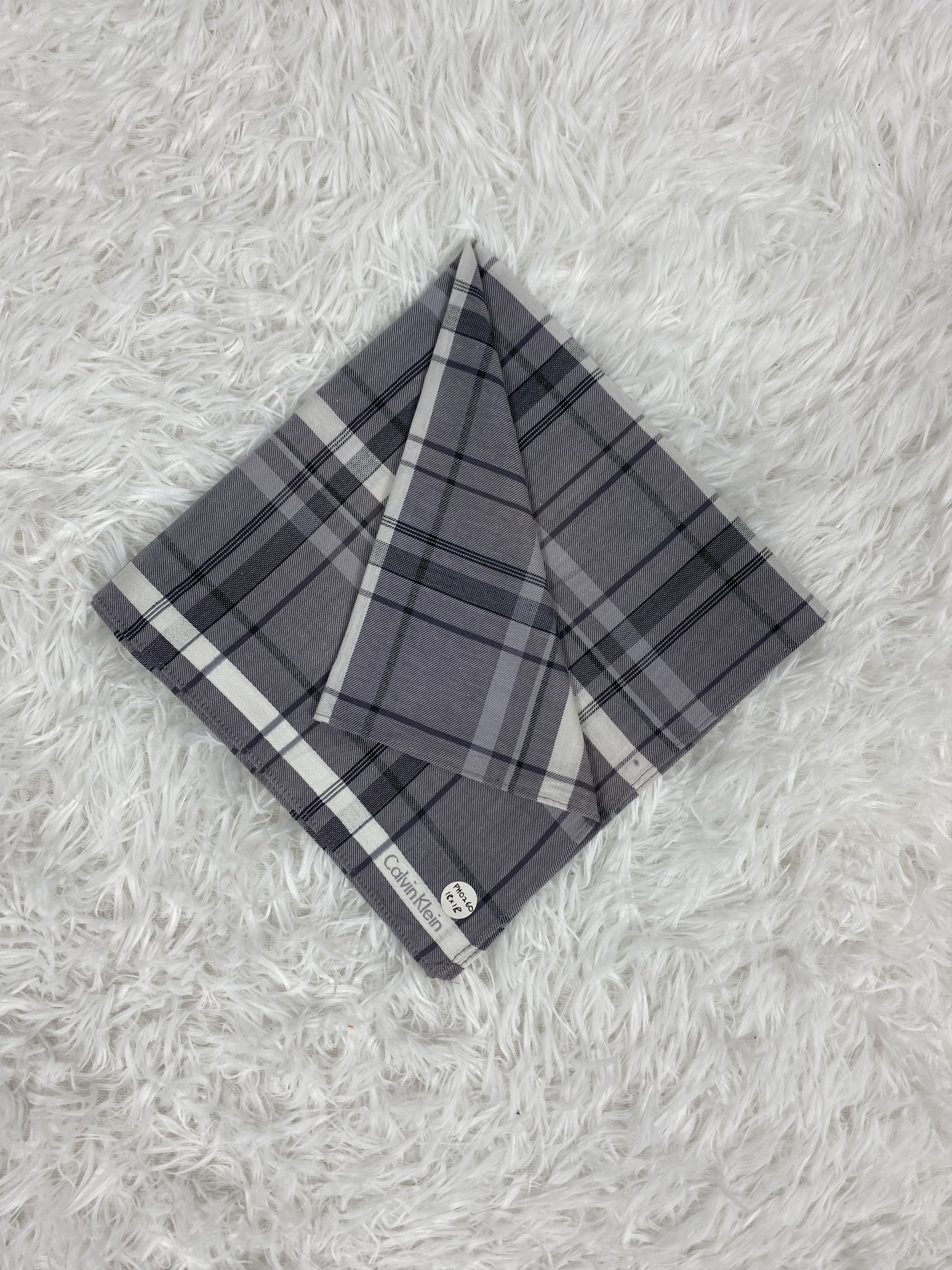 Calvin Klein Vintage Calvin Klein Handkerchief Neckerchief PH0260 Size ONE SIZE - 1 Thumbnail