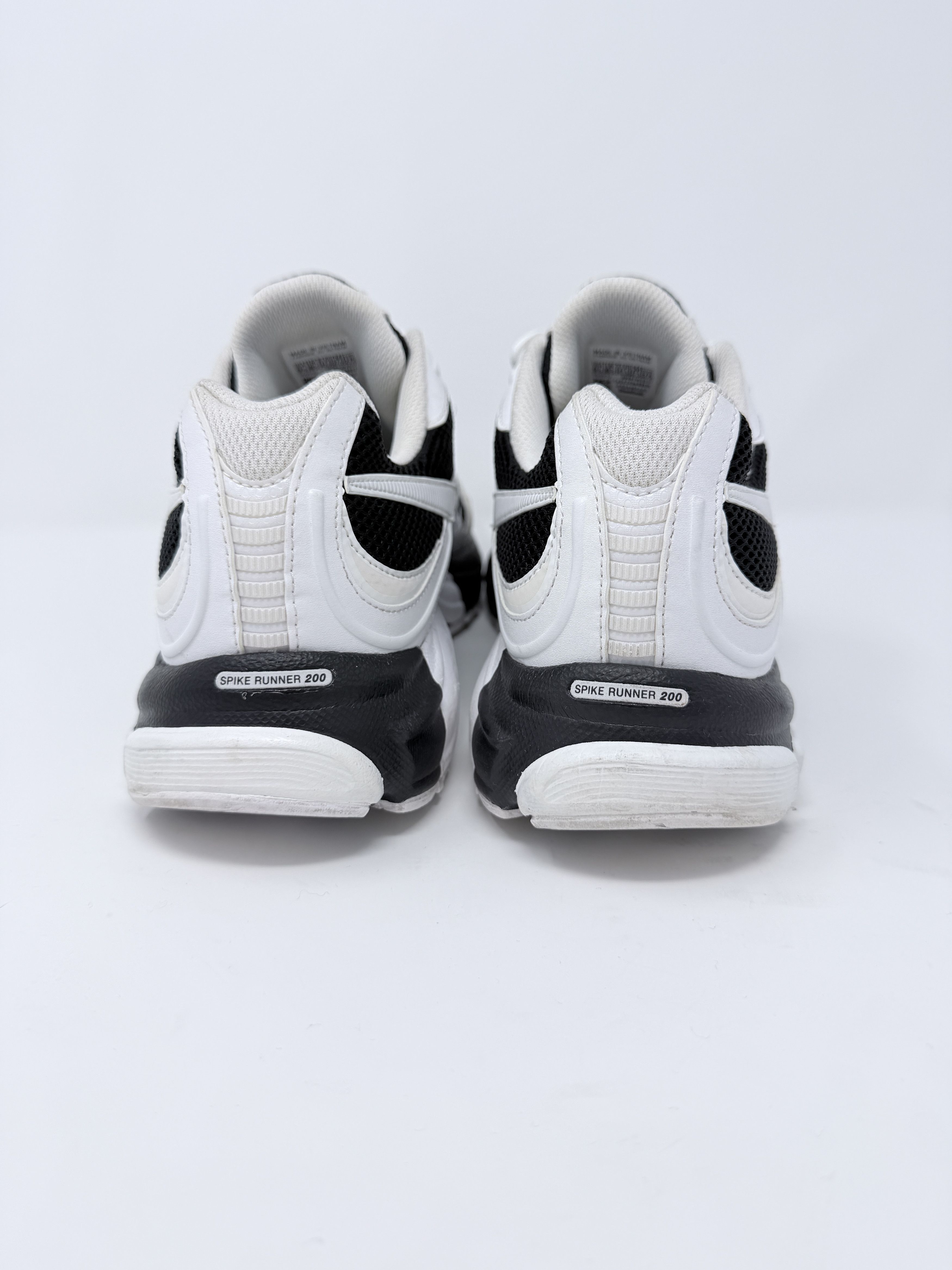 Reebok × Vetements Vetements Reebok Spike Runner 200 Black White Size US 9.5 / EU 42-43 - 3 Thumbnail