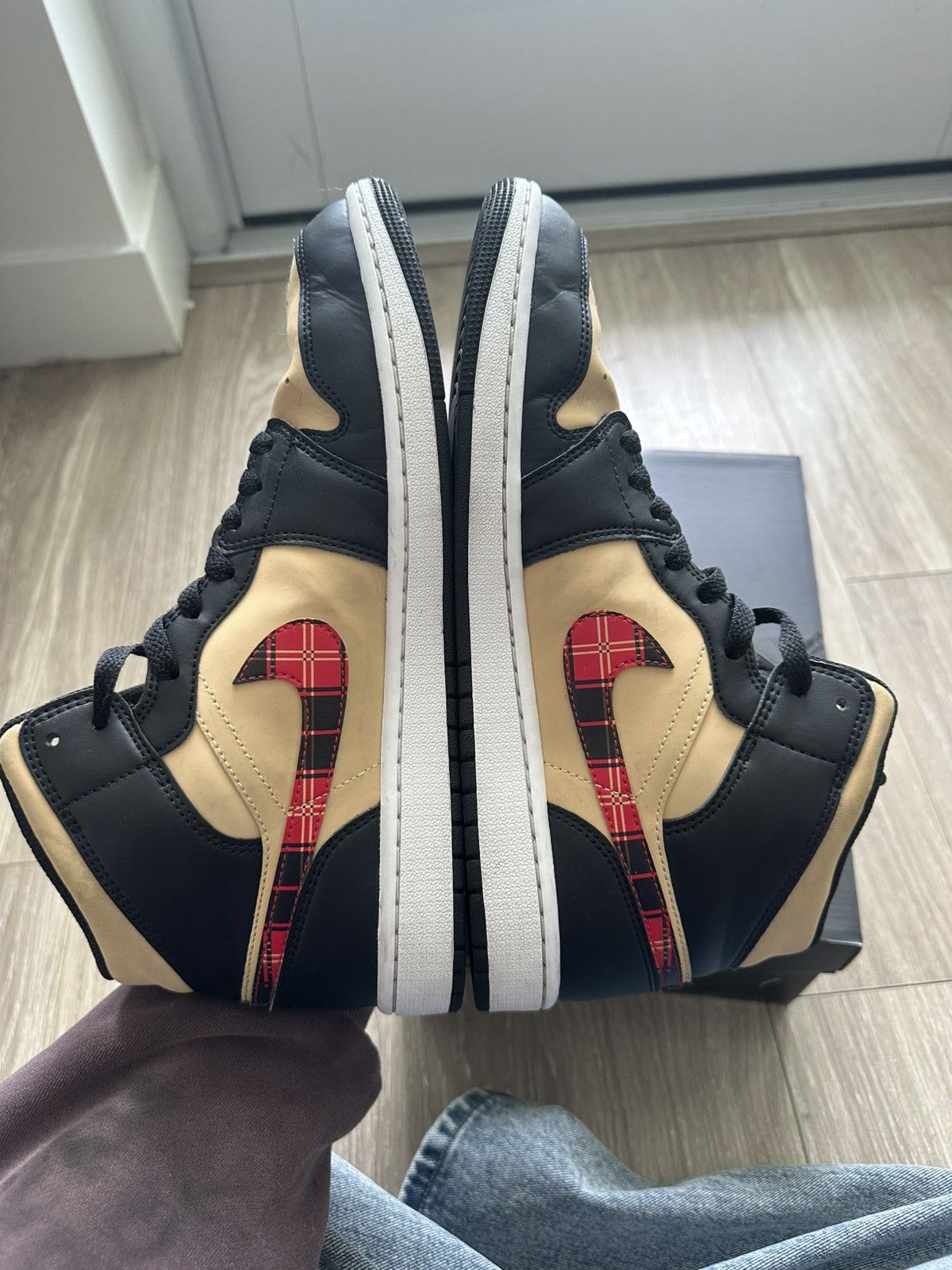 Nike Air Jordan 1 Tartan Swoosh Size US 10 / EU 43 - 2 Thumbnail