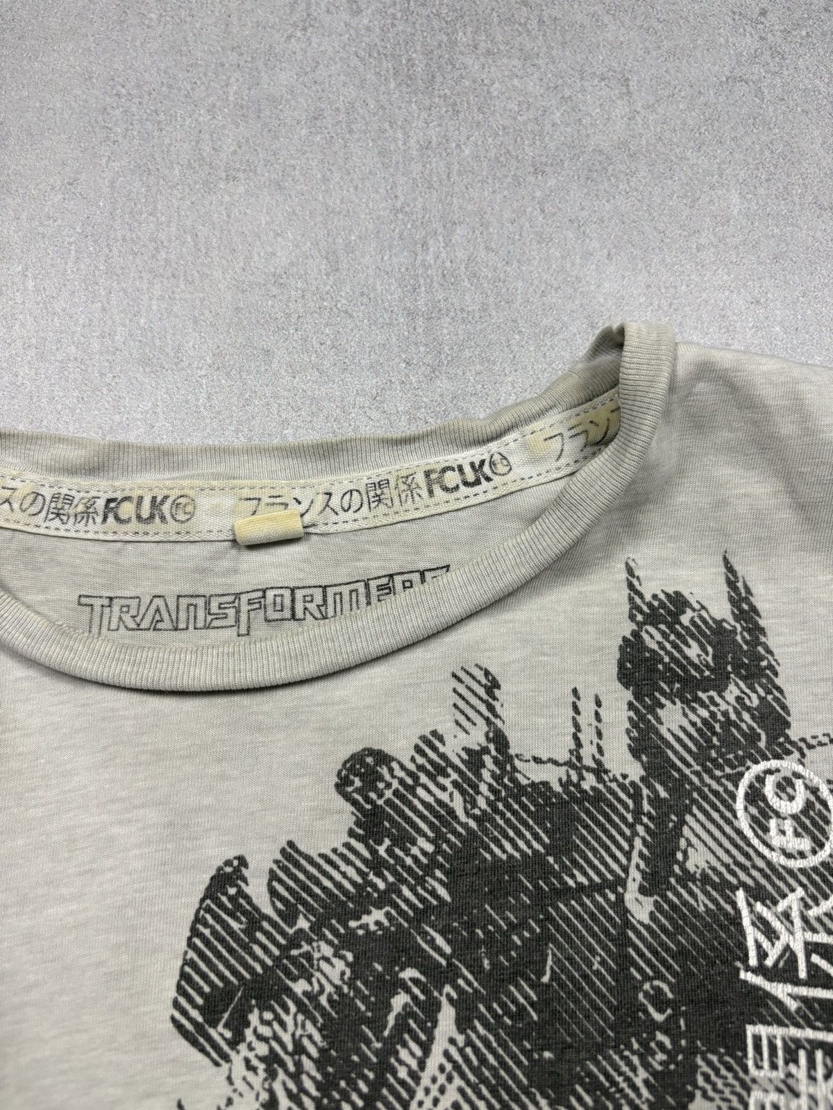 FCUK Transformers x FCUK Graphic T Shirt 2007 Hasbro Movie Promo Size US M / EU 48-50 / 2 - 11 Thumbnail
