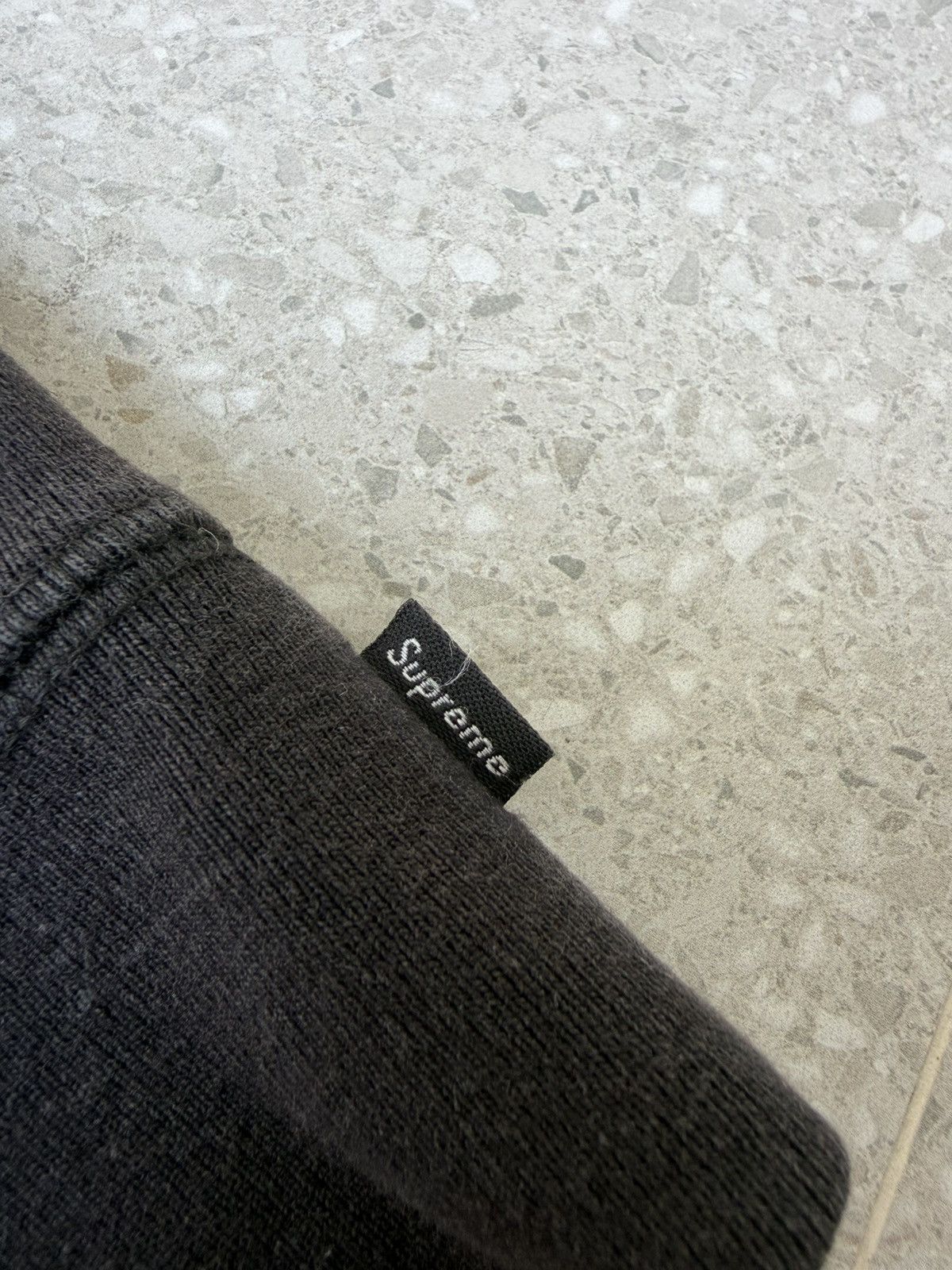 Kaws × Supreme Supreme Kaws Box Logo Size US L / EU 52-54 / 3 - 4 Thumbnail
