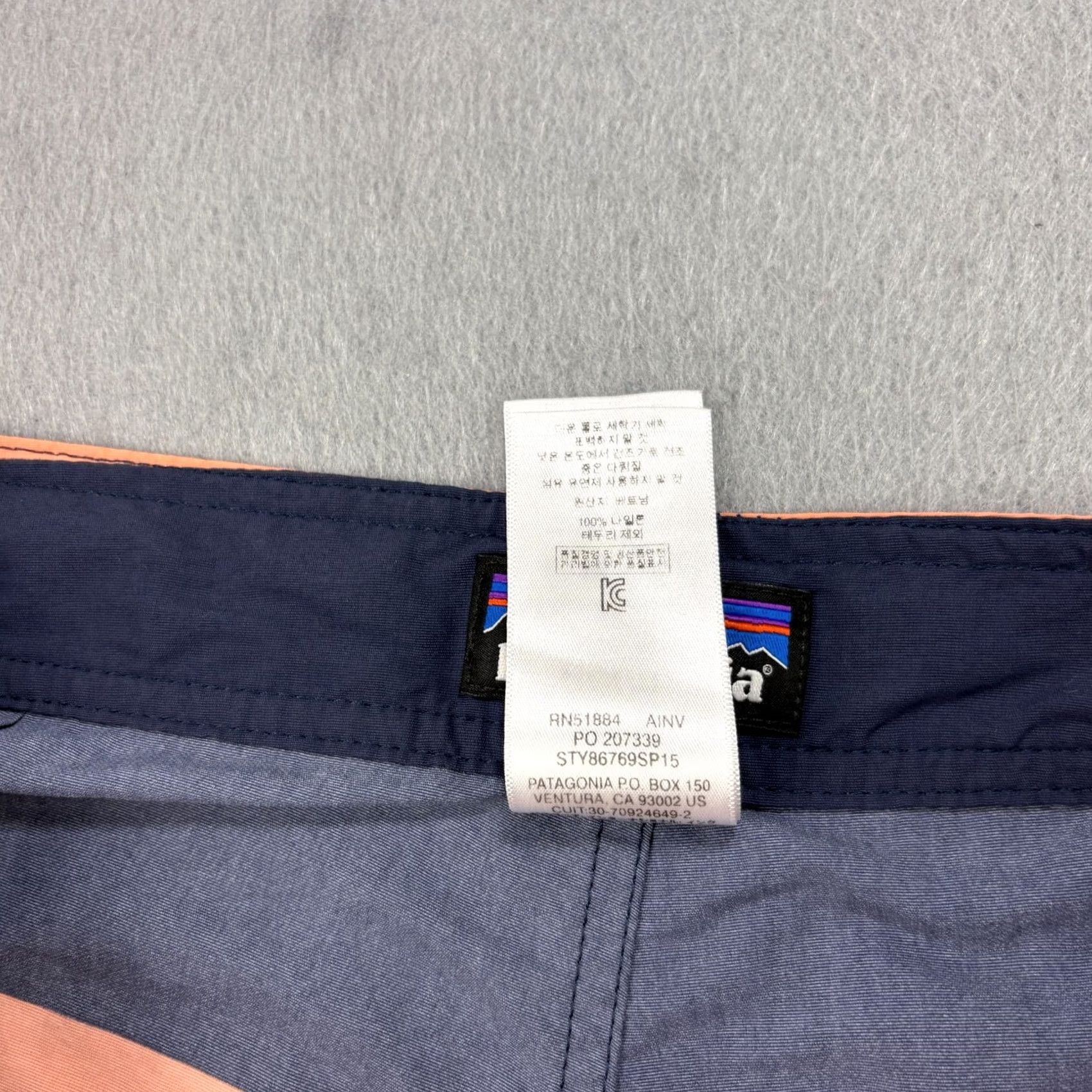 Patagonia Patagonia Board Shorts Mens 30 Orange Striped Wavefarer Bathing Suit Bottoms Size US 30 / EU 46 - 3 Thumbnail