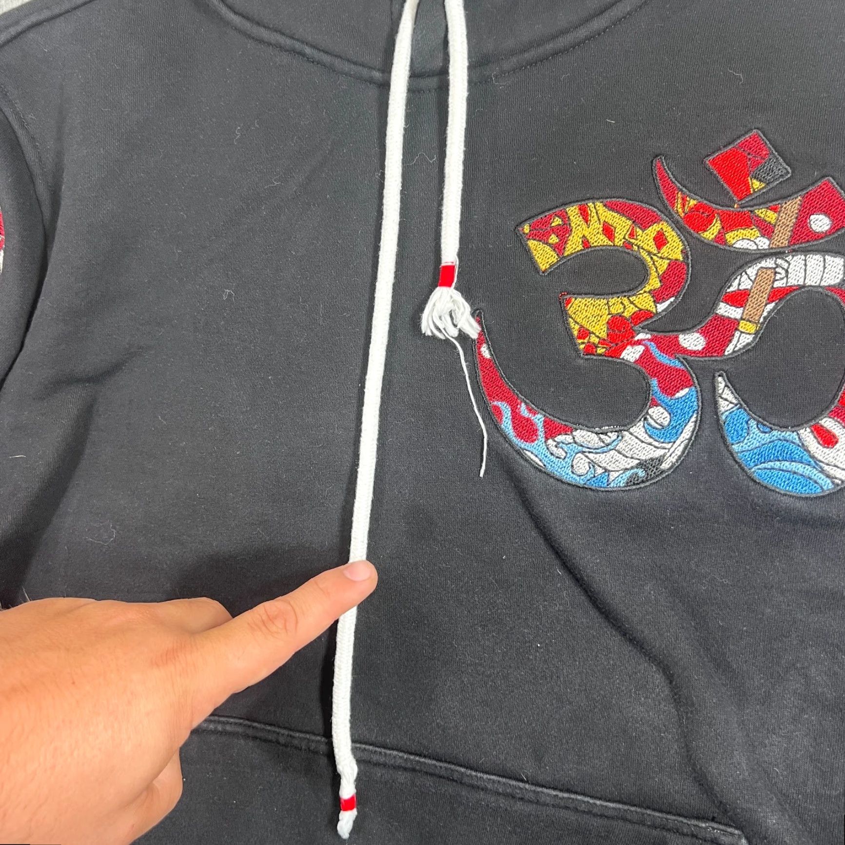 Iro VINTAGE Iro-Ochi Hoodie Mens XL Black Embroidered Quilted Long Sleeve Designer Pullover Hooded Pockets 2000s Mens Size US XL / EU 56 / 4 - 5 Thumbnail