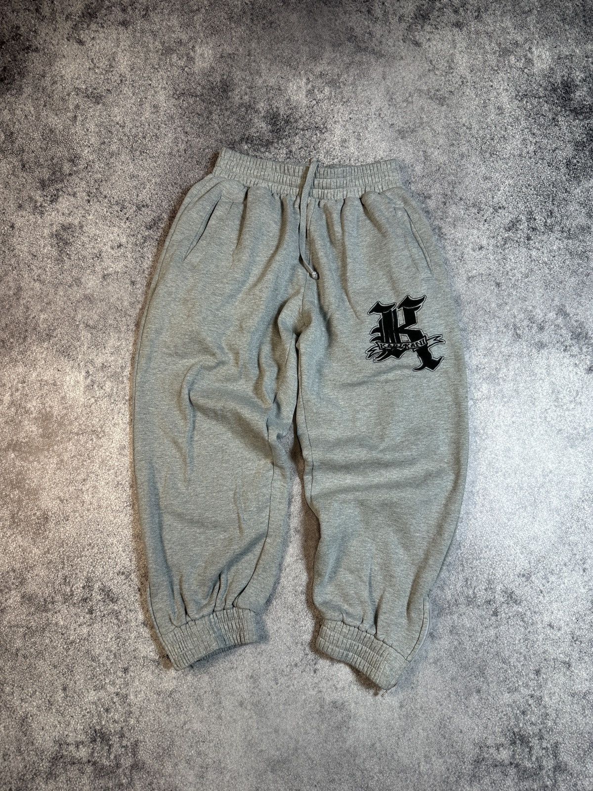 Karl Kani Vintage Karl Kani Sport Big Logo Pants Streetwear Rare USA Size US 33 - 1 Thumbnail