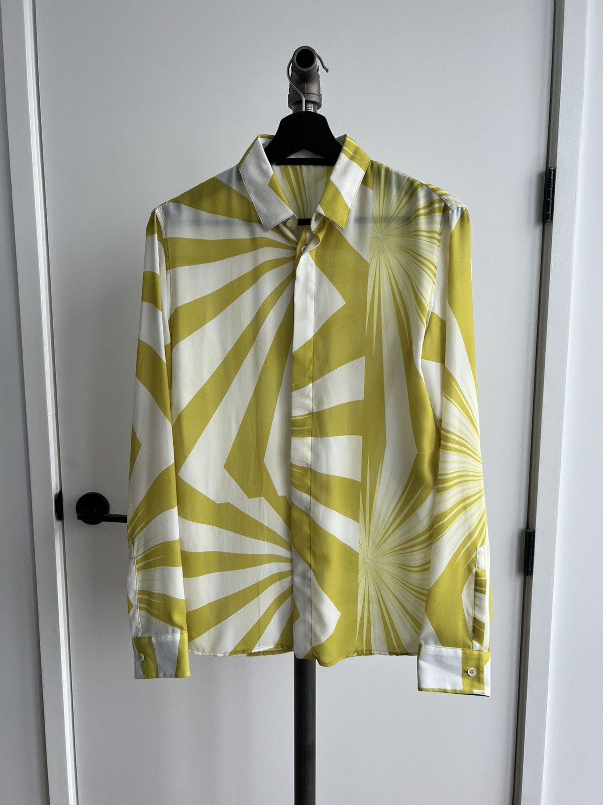 Haider Ackermann SS19 Yellow Patterned Shirt Size US S / EU 44-46 / 1 - 1 Thumbnail