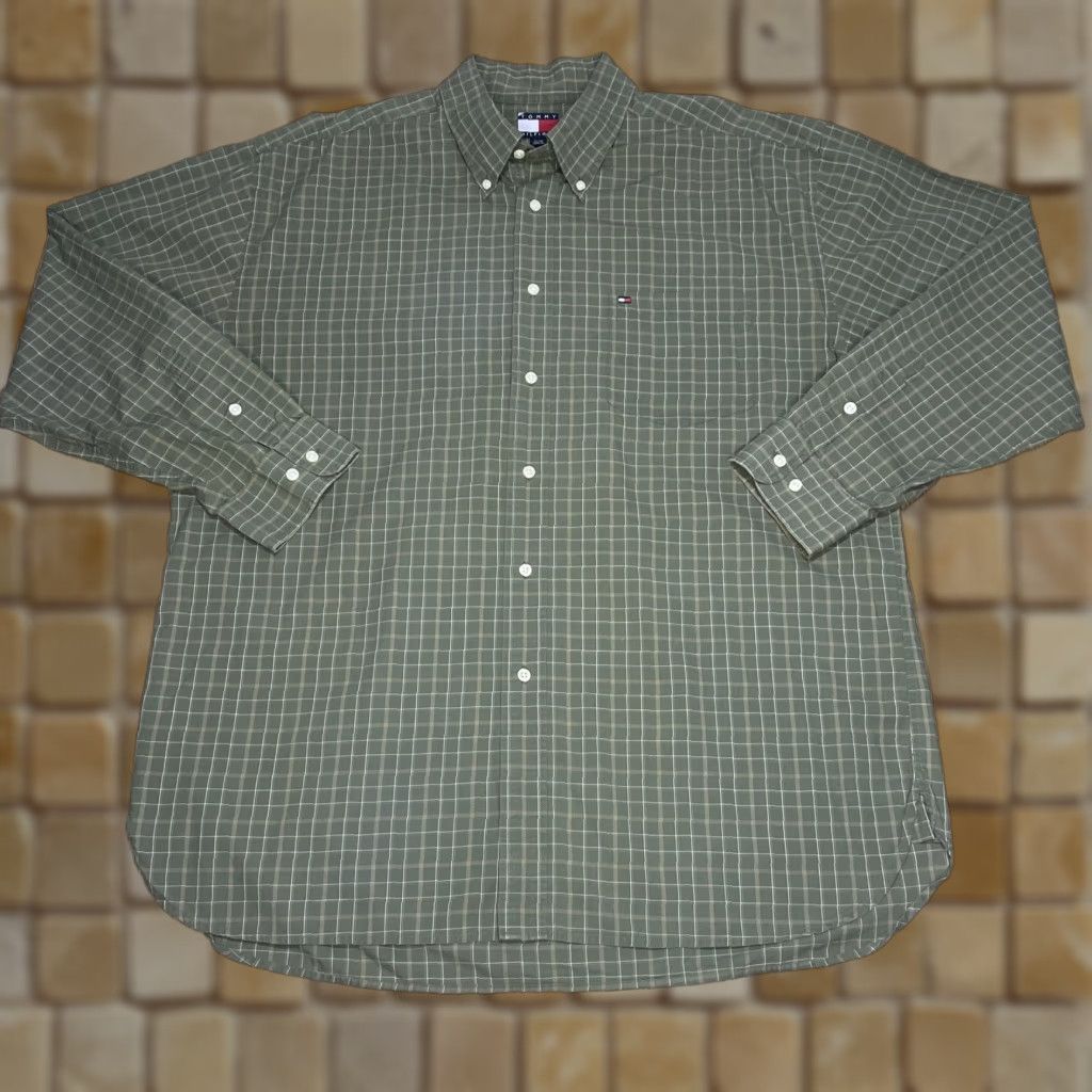 Tommy Hilfiger VINTAGE Tommy Hilfiger Button-Up Shirt XL Green White Plaid Long Sleeve Mens Size US XL / EU 56 / 4 - 1 Thumbnail