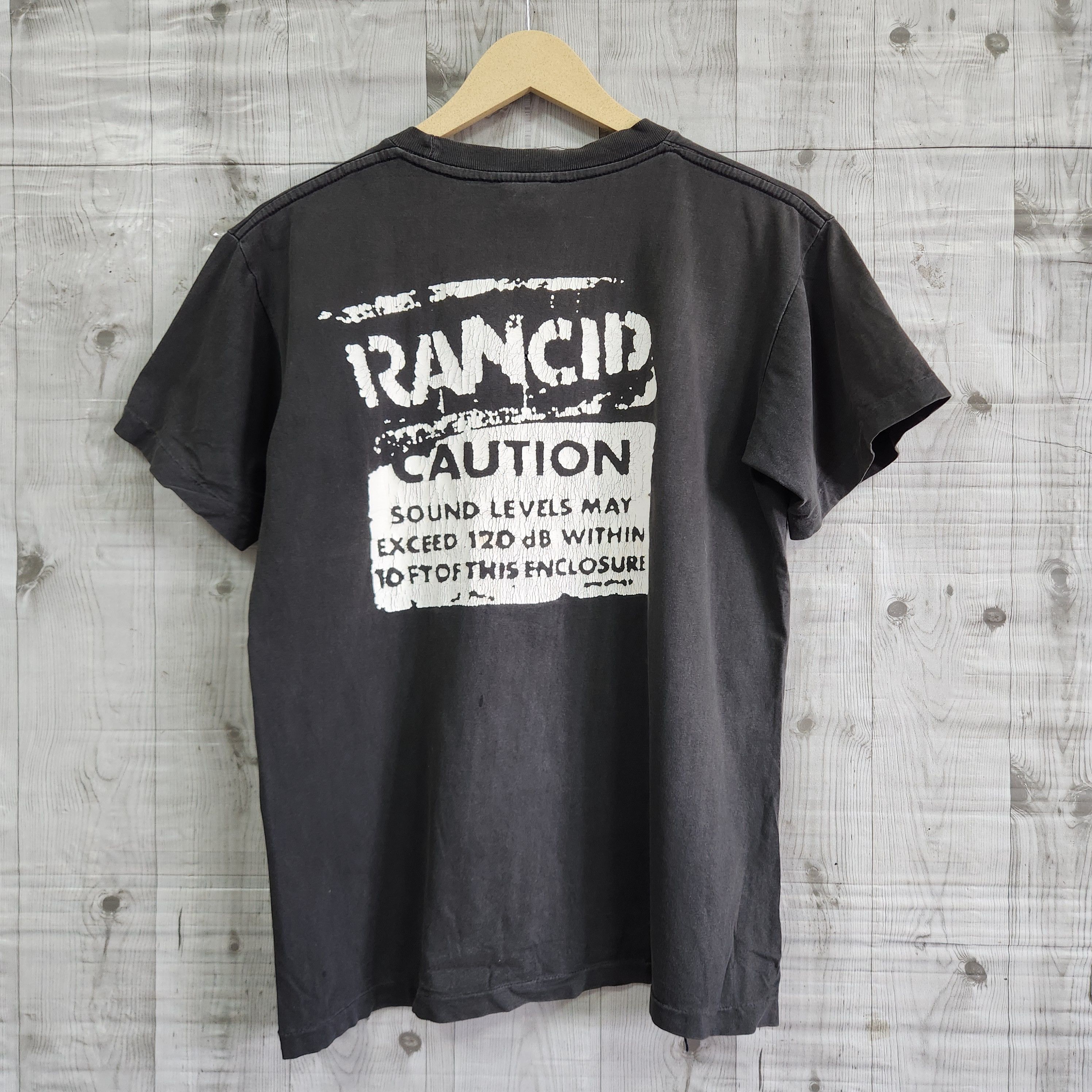 Band Tees × Vintage Vintage 2000s Rancid Give Em The Boot TShirt Single Stitch Size US M / EU 48-50 / 2 - 16 Thumbnail