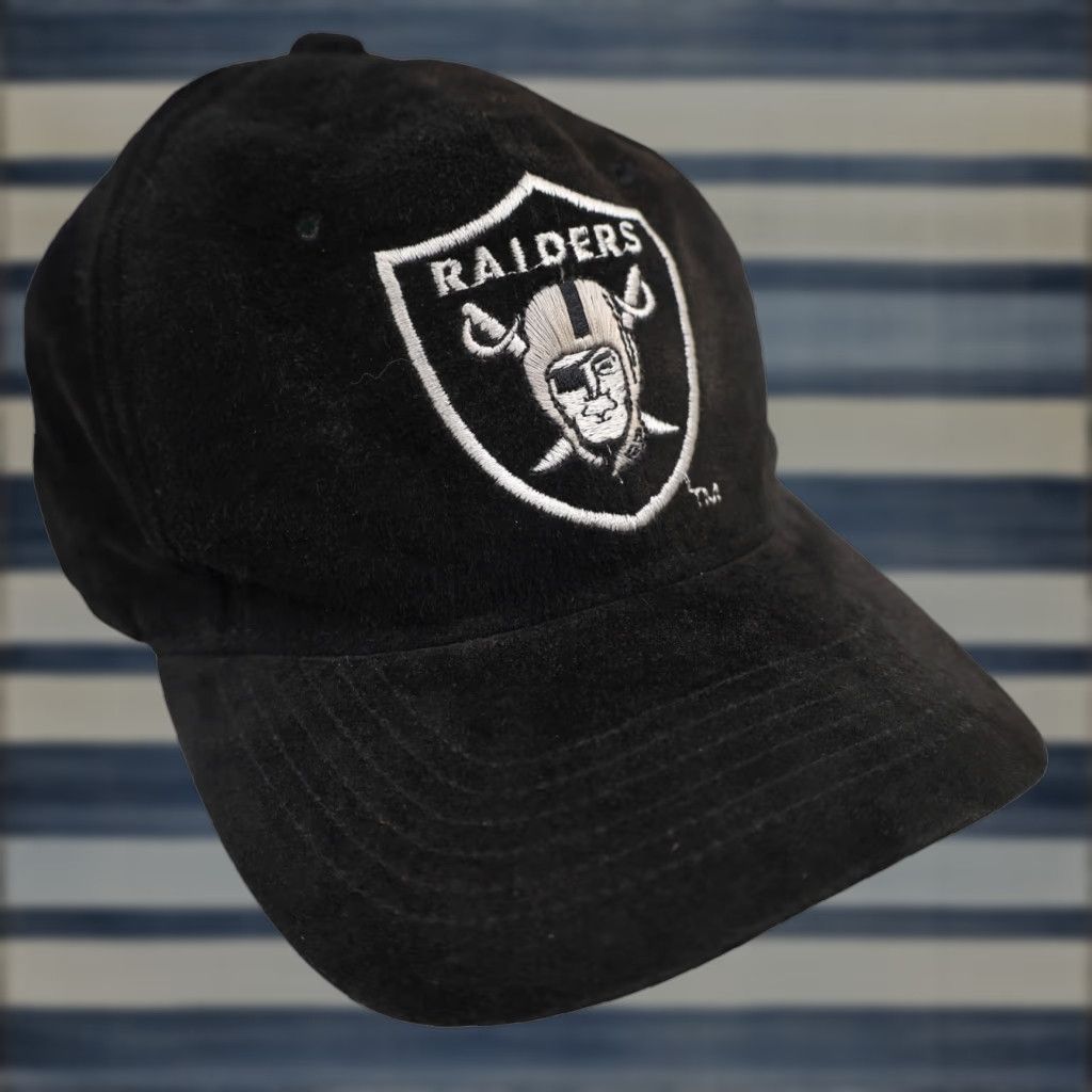 NFL VINTAGE Raiders Football Suede Leather Snapback Hat Black - NFL Baseball Cap Men OS One Size Size ONE SIZE - 1 Thumbnail