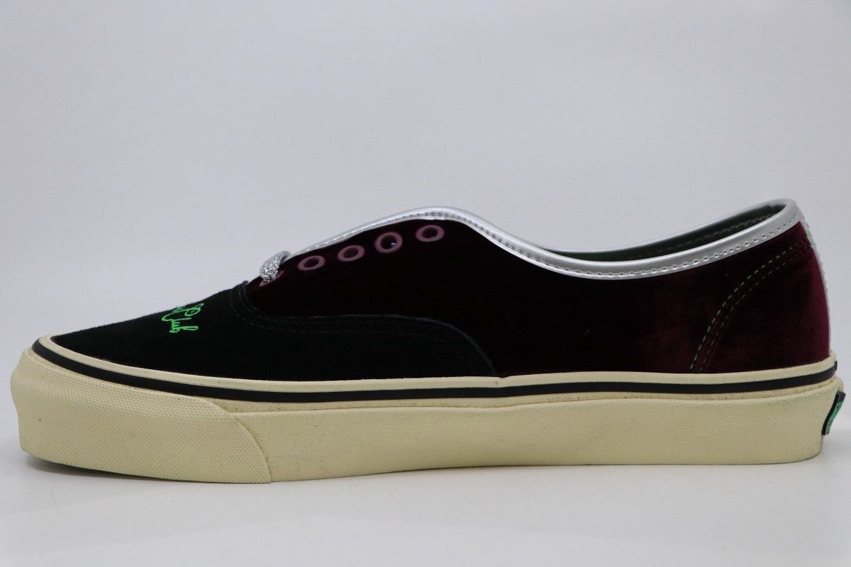 Vans Vans x sinners club sneakers Sz 8.5 Size US 8.5 / EU 41-42 - 2 Thumbnail