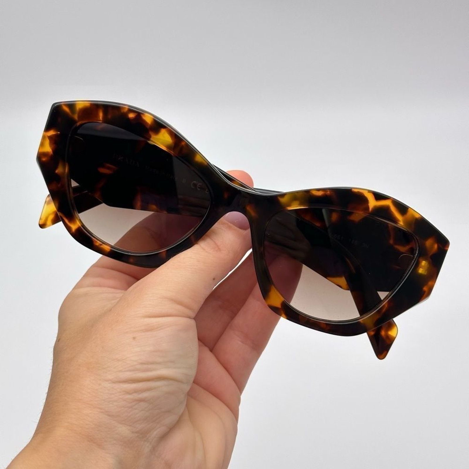 Prada NEW PRADA PR07YS VAU6S1 Honey Havana/Brown Gradient Women Size ONE SIZE - 7 Thumbnail