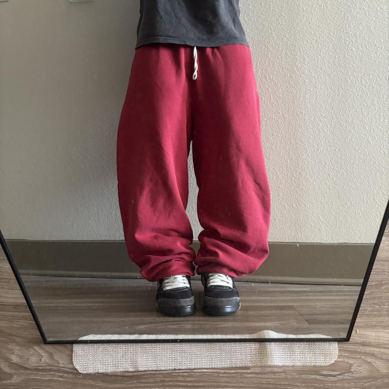 Japanese Brand Crazy Vintage Y2K/2000 Baggy Streetwear Essential Sweatpants Size US 34 / EU 50 - 1 Thumbnail