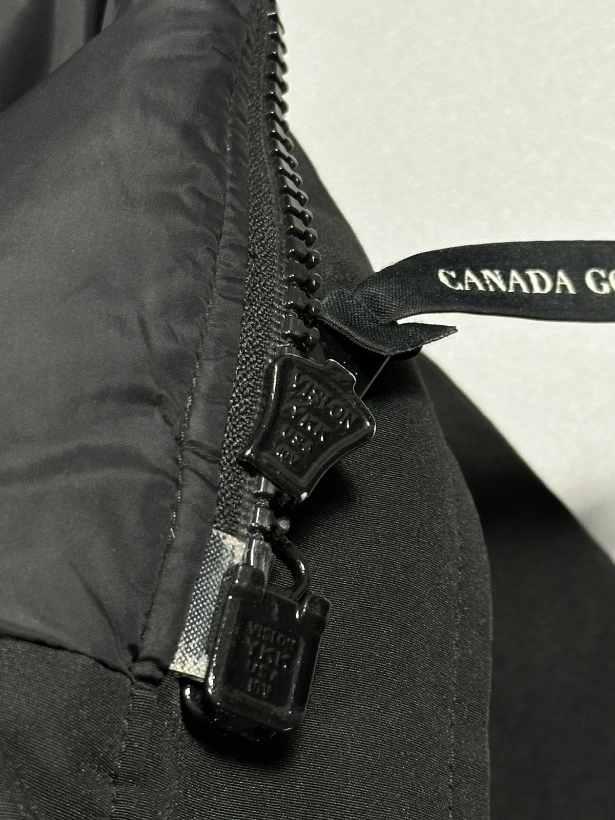 Canada Goose Canada Goose Chilliwack Coyote Fur-Trim Bomber Jacket Size US XL / EU 56 / 4 - 12 Thumbnail