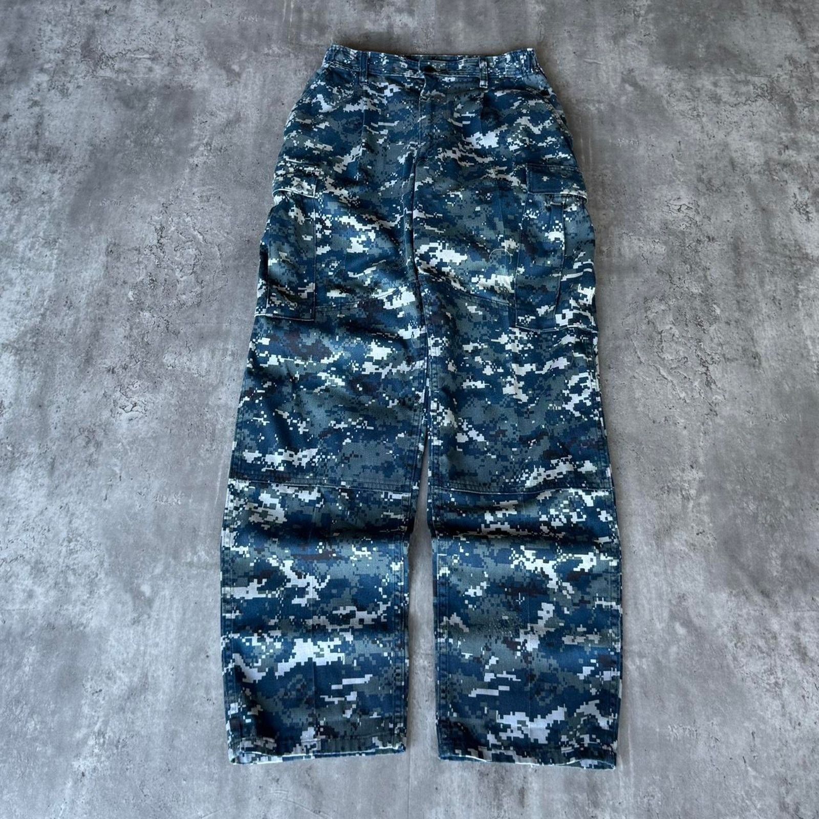 Vintage Y2K Camo Baggy Cargo Military Skater Cyber Grunge Tech Pants