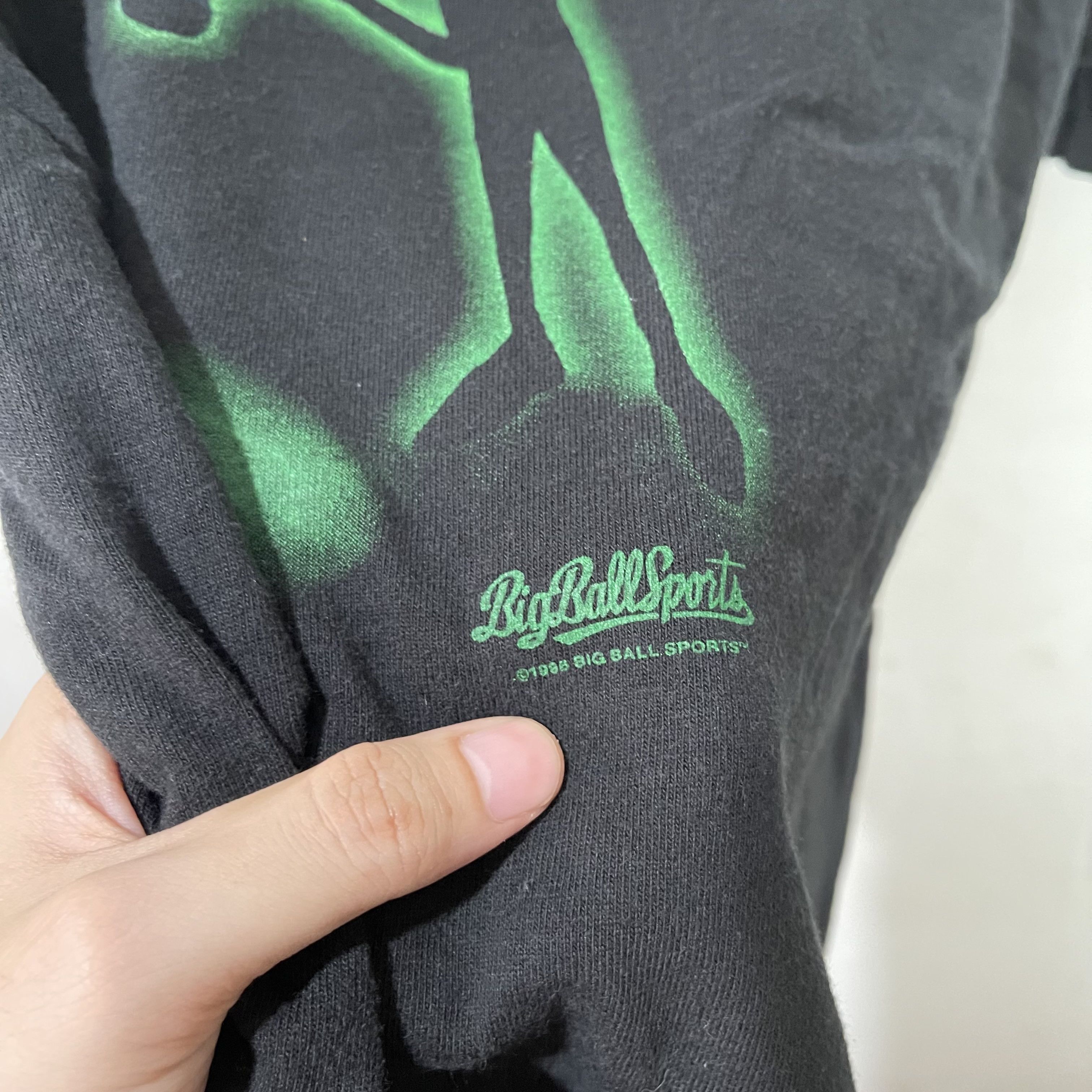 Vintage Vintage 90s Alien Shirt Big Ball Sports Shirt Size US M / EU 48-50 / 2 - 3 Thumbnail