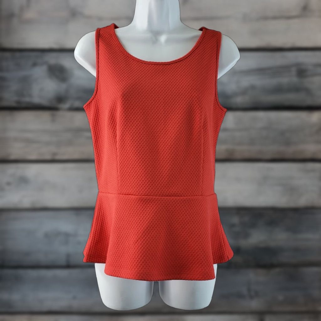 Ann Taylor Ann Taylor Womens Peplum Top Sz Petite Medium Solid Red Sleeveless Blouse T-Shirt Shirt Womens Red 90s? Size M / US 6-8 / IT 42-44 - 1 Thumbnail