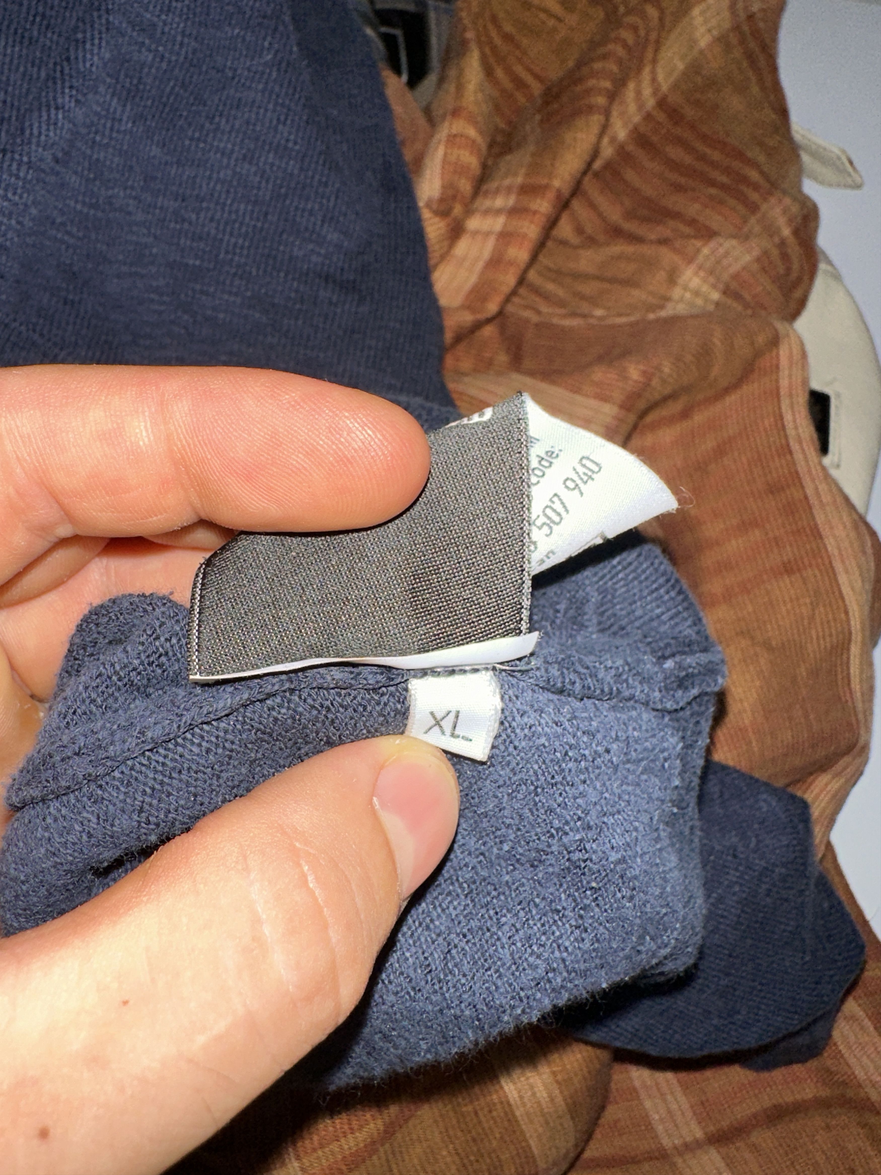 Stone Island Stone Island Light Pullover V-Neck Sweater Size XL Size US XL / EU 56 / 4 - 14 Thumbnail
