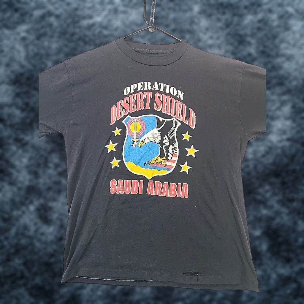 Vintage VINTAGE 90s Operation Desert Shield Saudi Arabia T Shirt Mens L Black Cotton Crew Neck Short Sleeve Regular Fit Logo Graphic Print Military Size US L / EU 52-54 / 3 - 1 Thumbnail