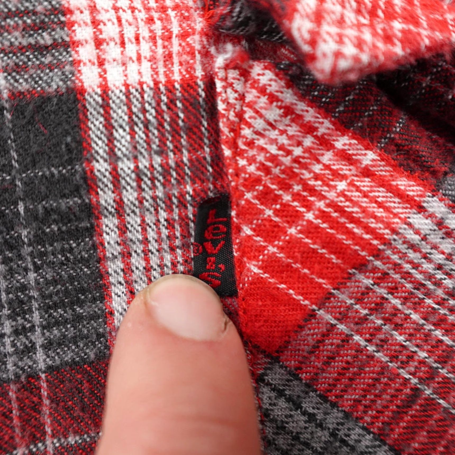 Levi's VINTAGE Levi's Shirt Mens XL Red Gray Flannel Sutter Creek Western Pearl Snap 90s Size US XL / EU 56 / 4 - 3 Thumbnail