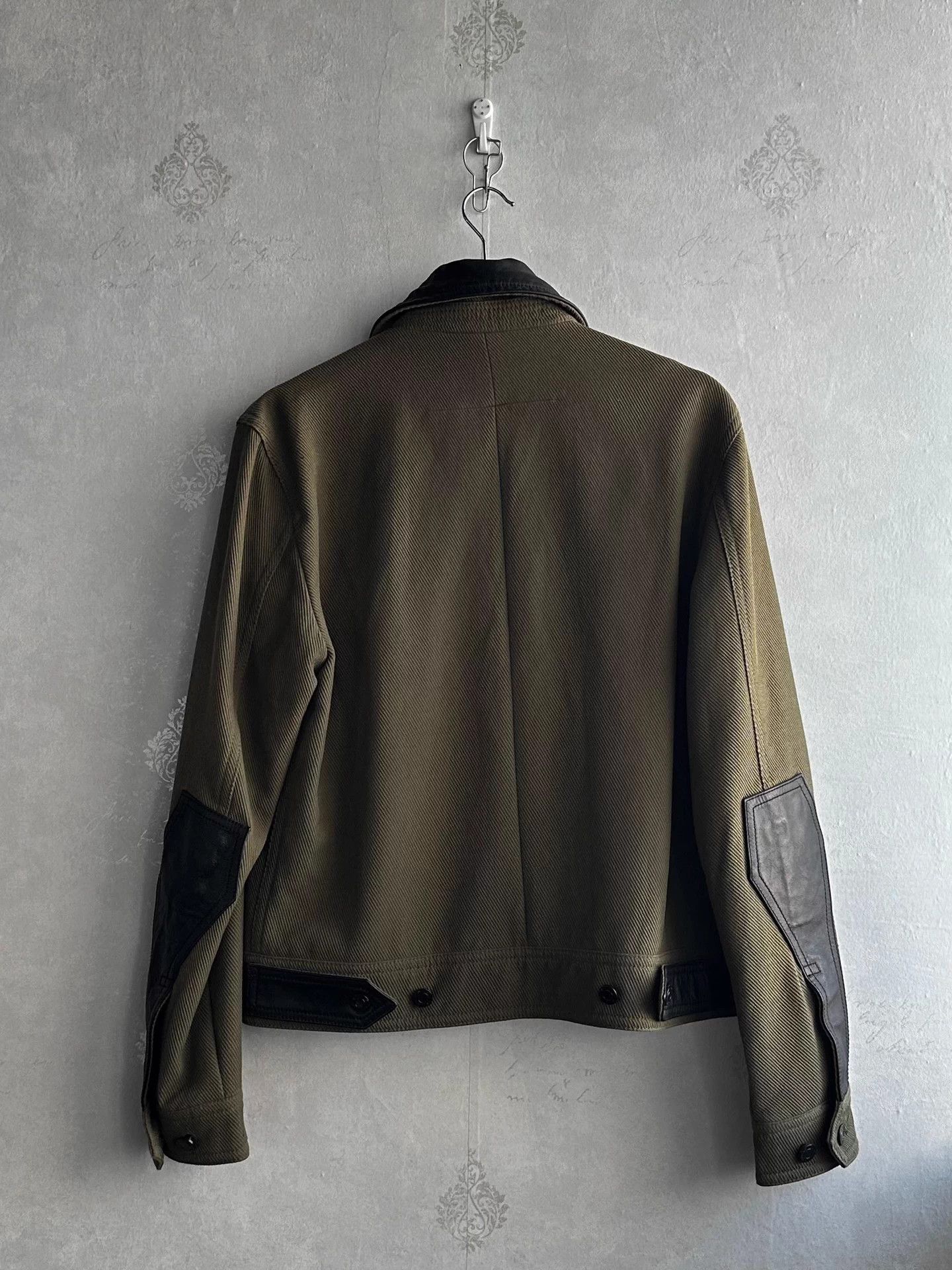Givenchy Givenchy Khaki Leather Patch Workwear Jacket Size 50 Size US M / EU 48-50 / 2 - 2 Thumbnail