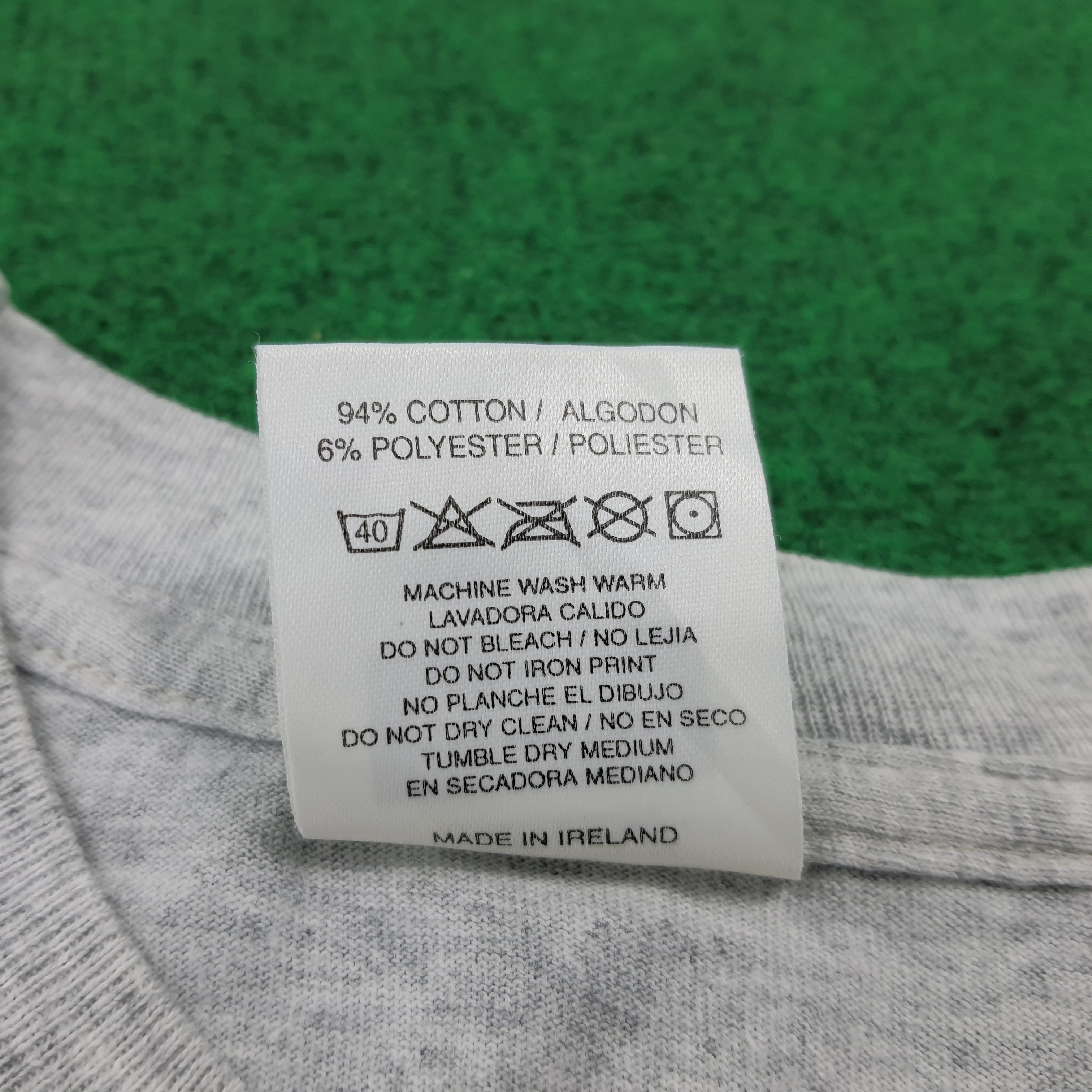 Band Tees × Vintage Vintage Boyzone 90s Anmerican Boy Band Tshirt Size US S / EU 44-46 / 1 - 6 Thumbnail